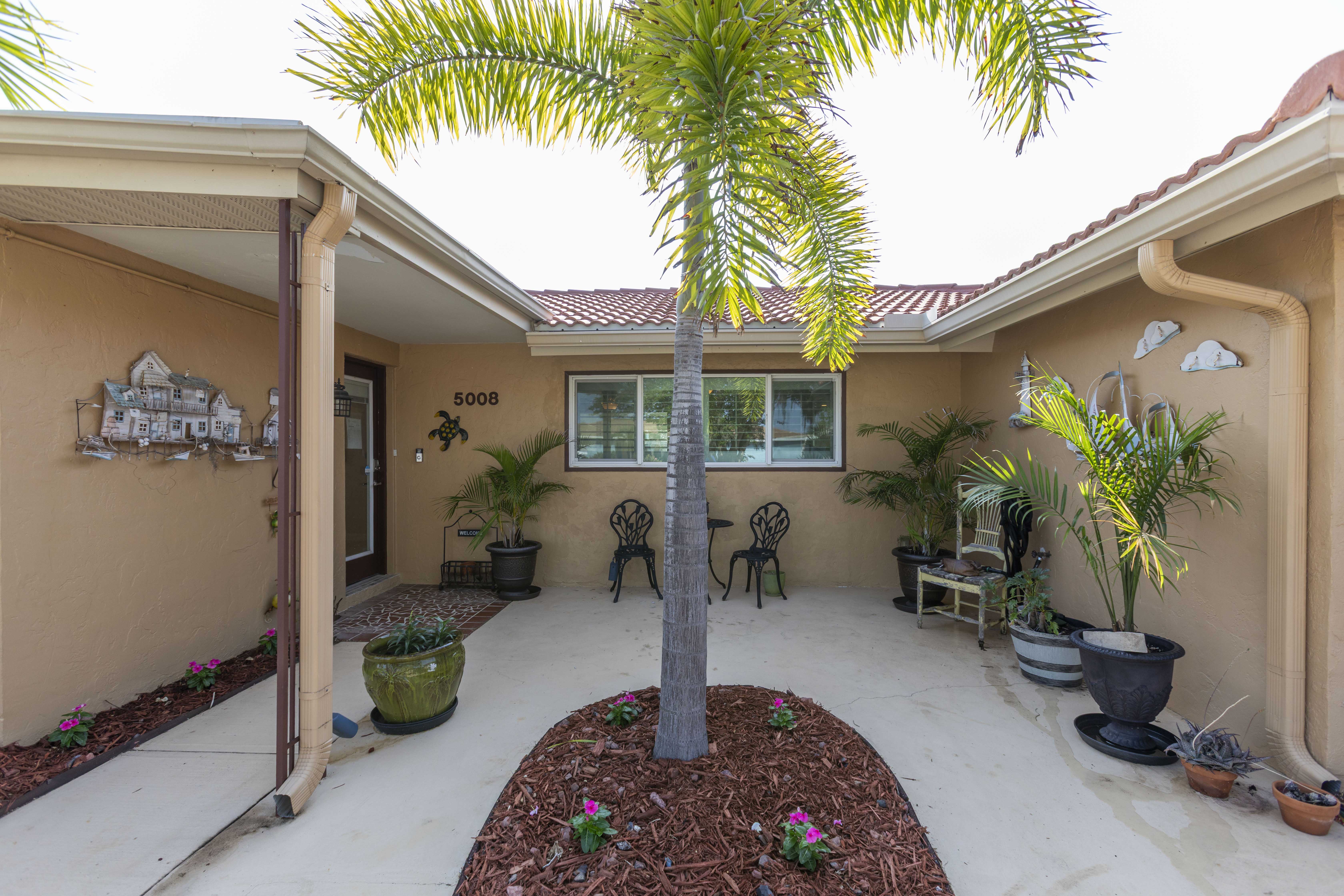 New Port Richey, Florida, 34652, United States, 2 Bedrooms Bedrooms, ,2 BathroomsBathrooms,Residential,For Sale,1805491