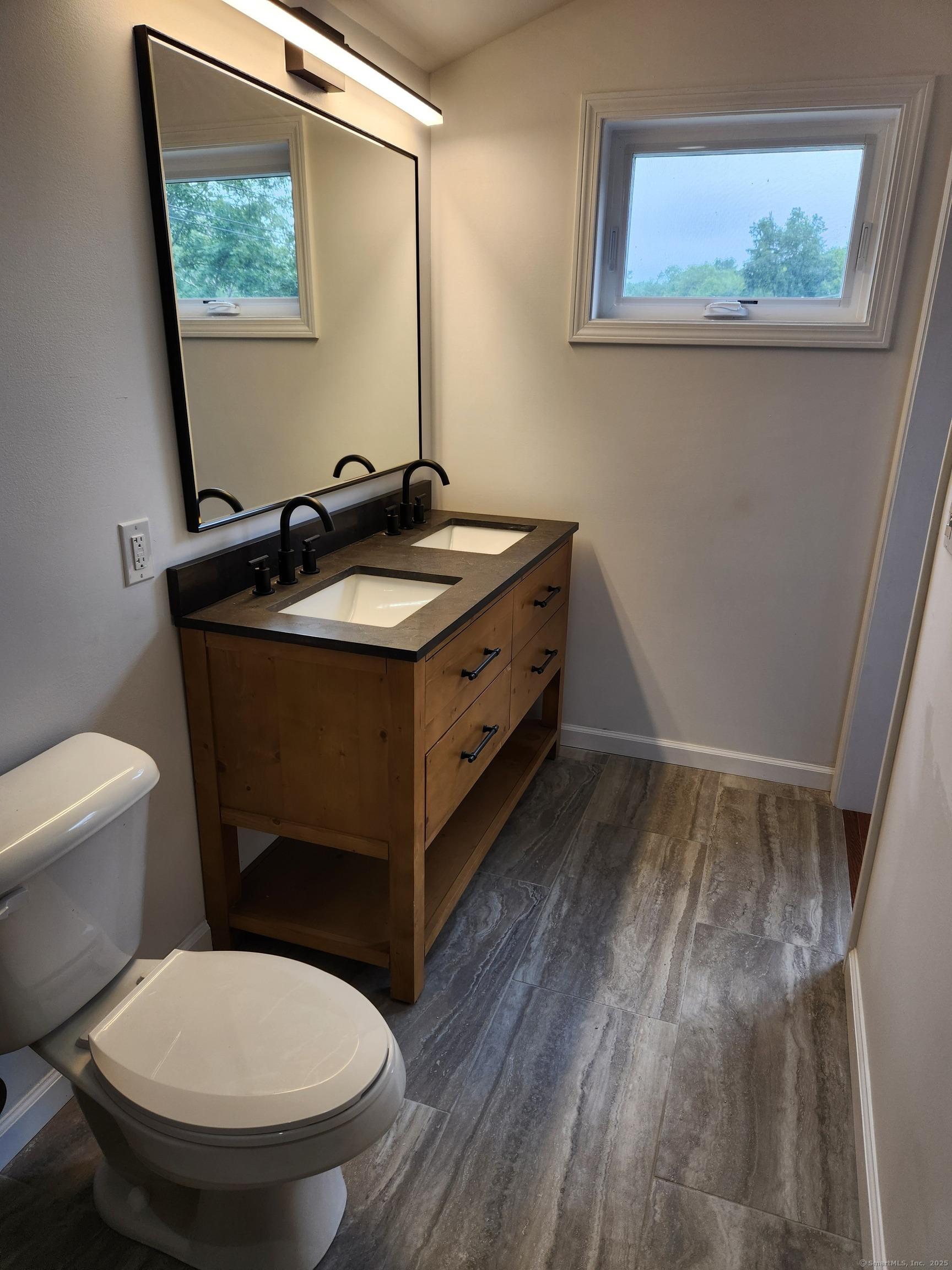 East Haddam, Connecticut, 06469, United States, 3 Bedrooms Bedrooms, ,3 BathroomsBathrooms,Residential,For Sale,1937745