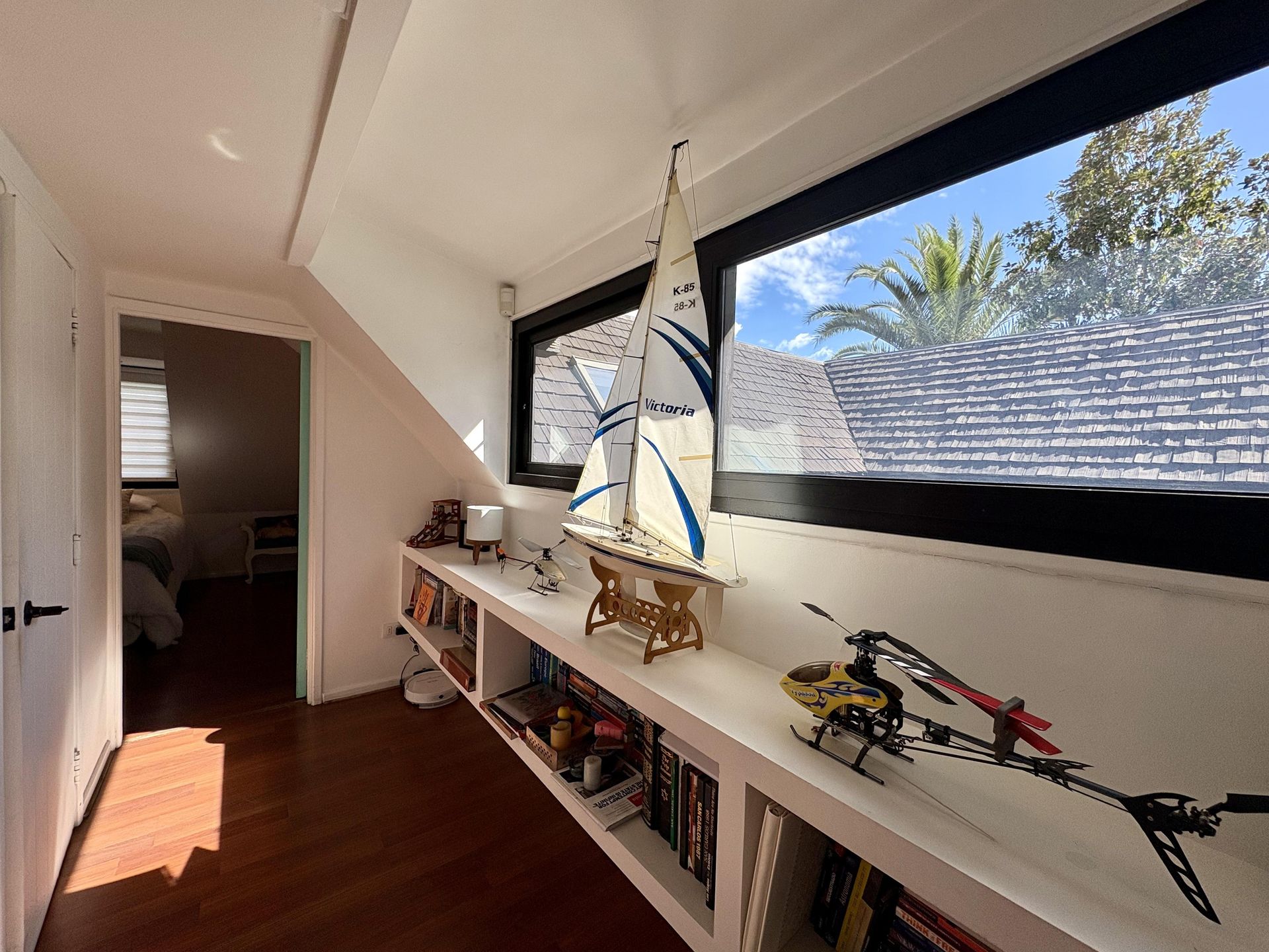 Las Condes, Chile, 5 Bedrooms Bedrooms, ,4 BathroomsBathrooms,Residential,For Sale,1932128