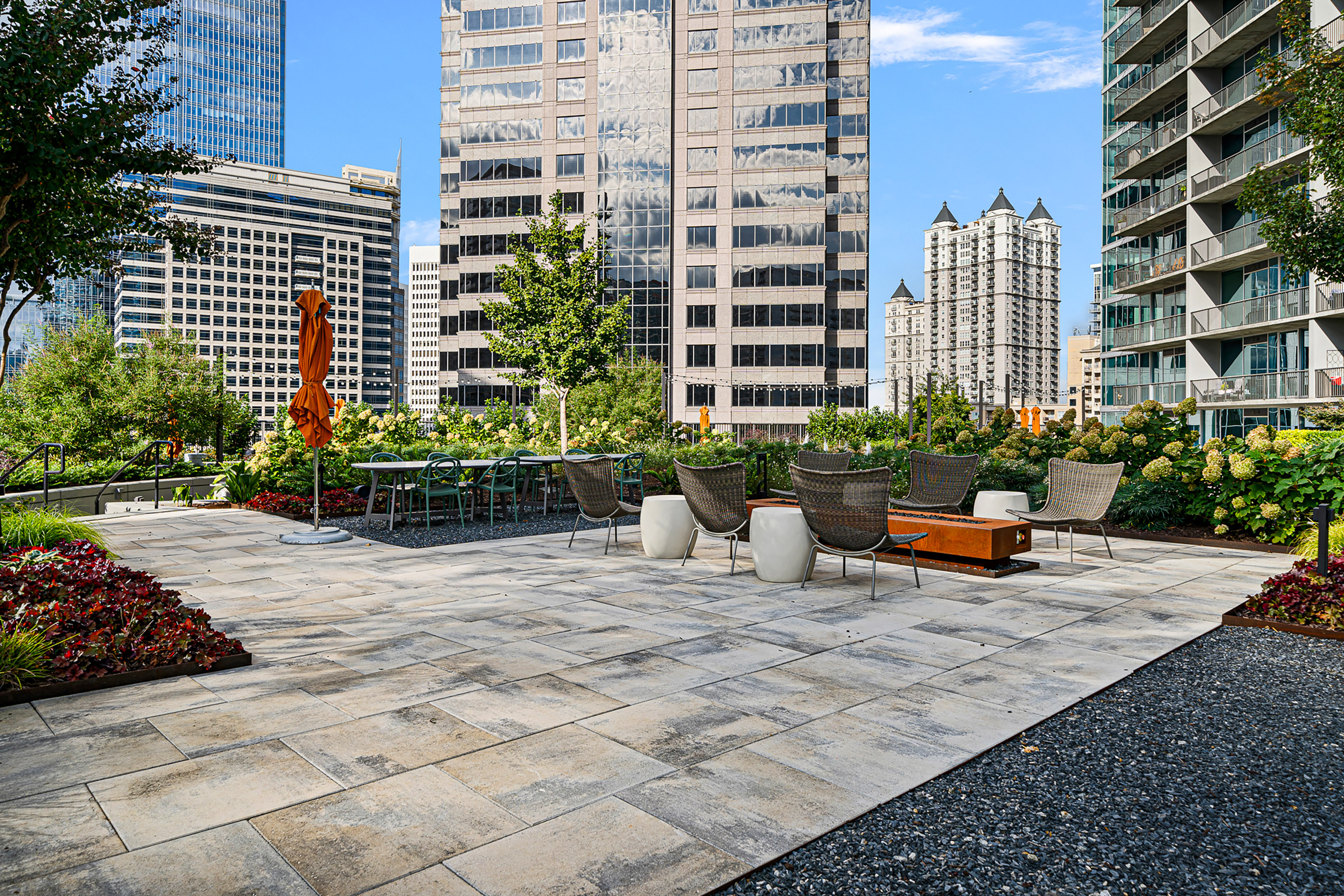  Exceptional Two Bedroom Residence at the Iconic 1010 Midtown - 物件實景