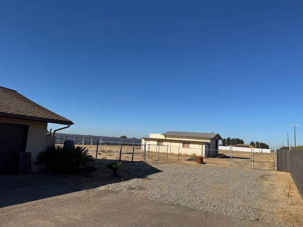 Fresno, California, 93723, United States, 3 Bedrooms Bedrooms, ,3 BathroomsBathrooms,Residential,For Sale,1982063