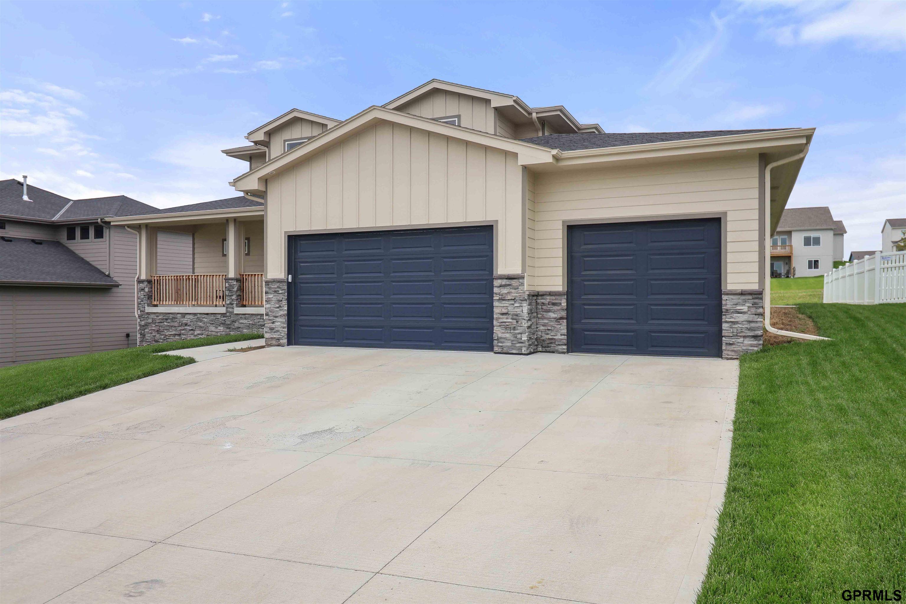 Papillion, Nebraska, 68046, United States, 5 Bedrooms Bedrooms, ,5 BathroomsBathrooms,Residential,For Sale,1846558