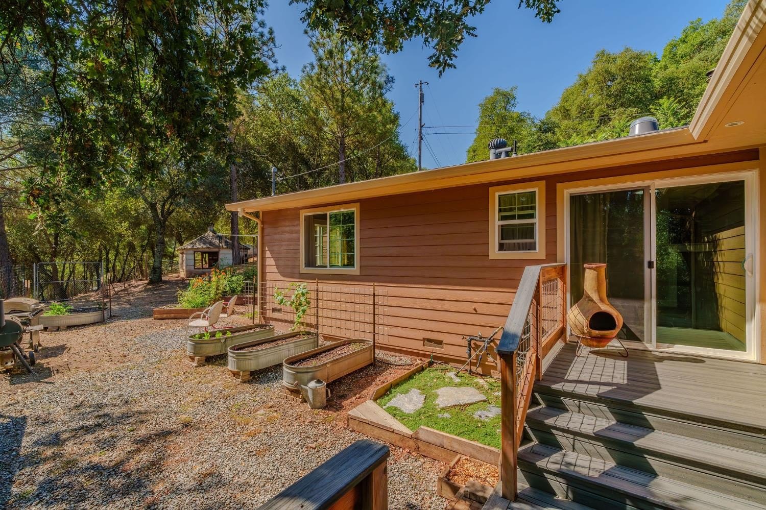 San Andreas, California, 95249, United States, 2 Bedrooms Bedrooms, ,2 BathroomsBathrooms,Residential,For Sale,1980033