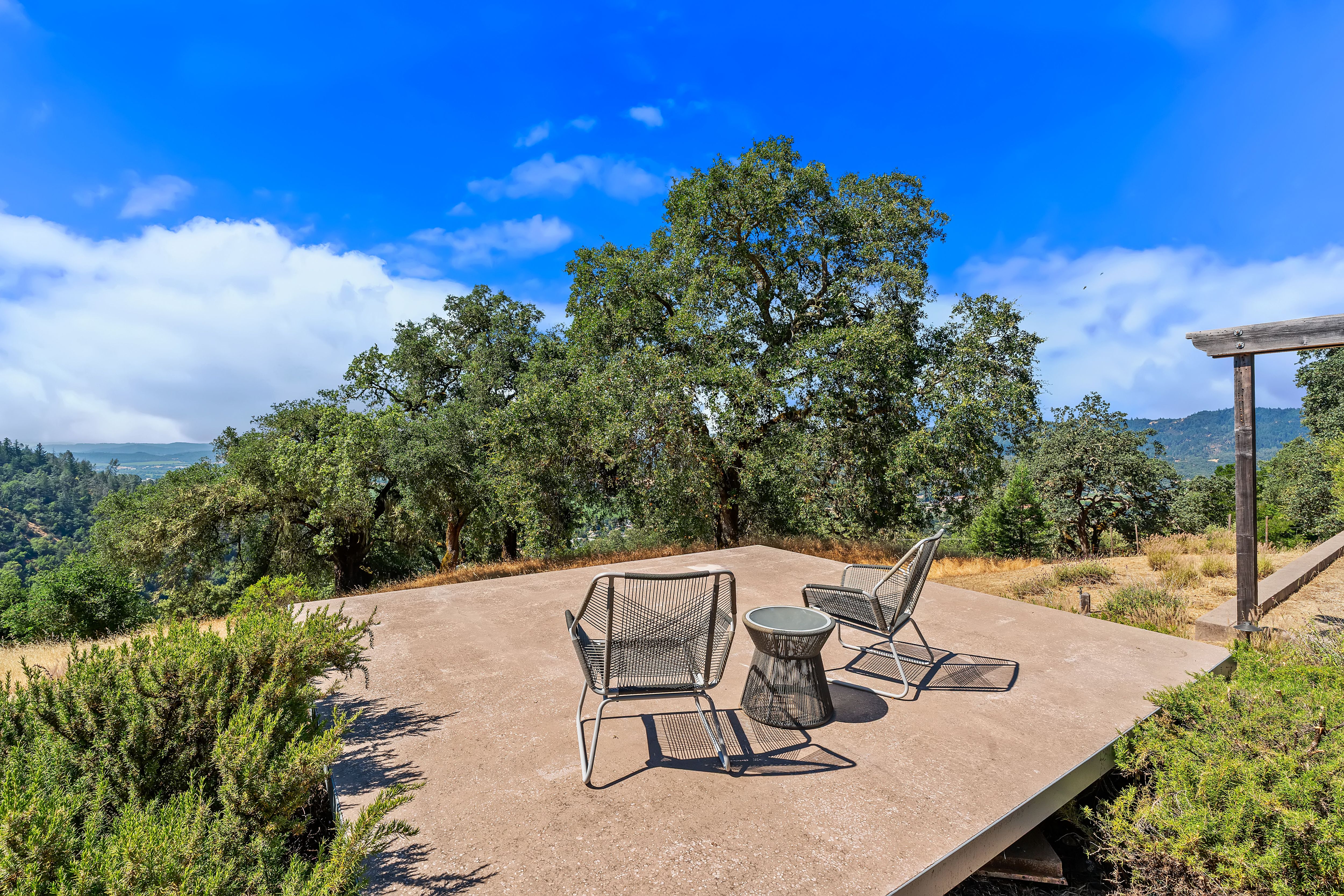  Exceptional Estate Perched On Over 11± Private Acres - 物件實景