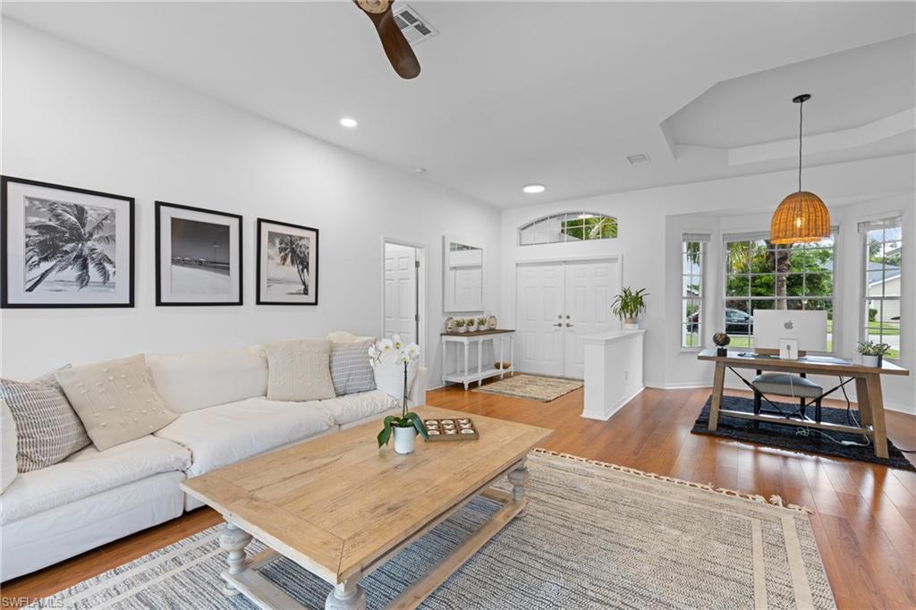 Fort Myers, Florida, 33967, United States, 3 Bedrooms Bedrooms, ,2 BathroomsBathrooms,Residential,For Sale,1940924