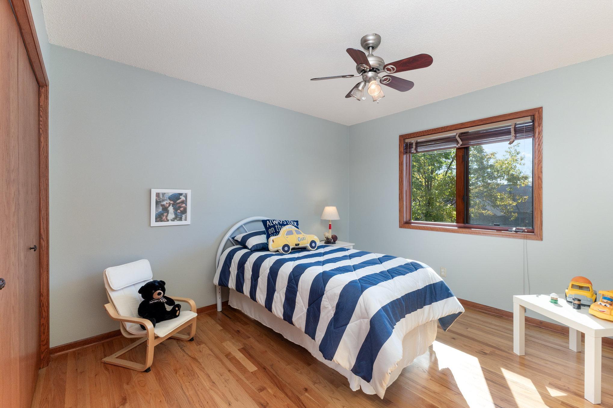 Lakeville, Minnesota, 55044, United States, 4 Bedrooms Bedrooms, ,3 BathroomsBathrooms,Residential,For Sale,1963667