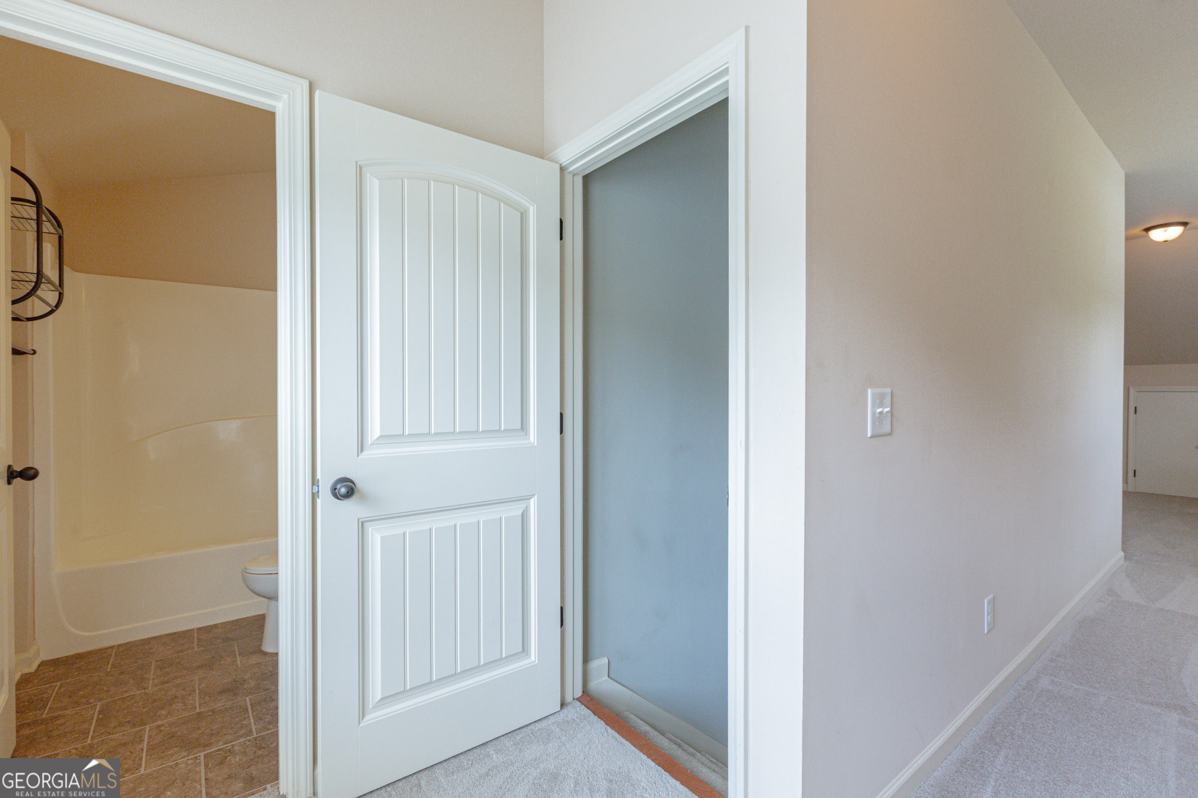 Senoia, Georgia, 30276, United States, 4 Bedrooms Bedrooms, ,3 BathroomsBathrooms,Residential,For Sale,1970203