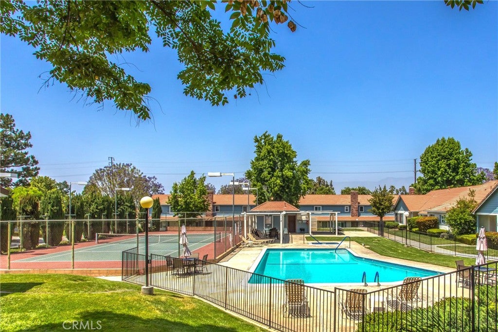 Redlands, California, 92374, United States, 3 Bedrooms Bedrooms, ,2 BathroomsBathrooms,Residential,For Sale,1936879