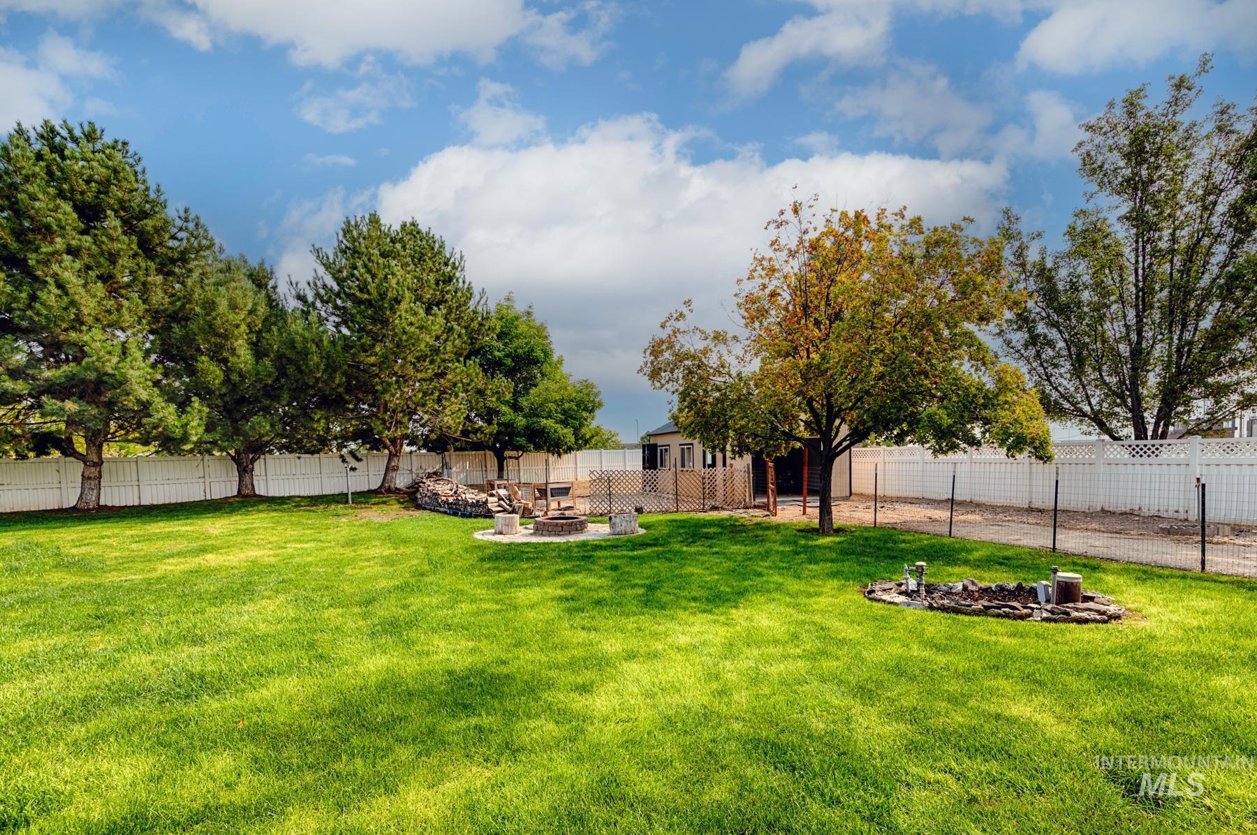 Kuna, Idaho, 83634, United States, 6 Bedrooms Bedrooms, ,4 BathroomsBathrooms,Residential,For Sale,1950984