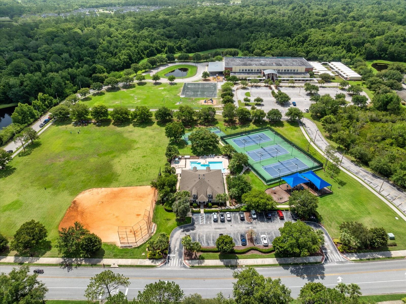 ORLANDO, Florida, 32832, United States, 4 Bedrooms Bedrooms, ,3 BathroomsBathrooms,Residential,For Sale,1915391