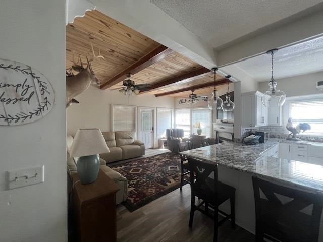 Andalusia, Alabama, 36421, United States, 6 Bedrooms Bedrooms, ,4 BathroomsBathrooms,Residential,For Sale,1793704