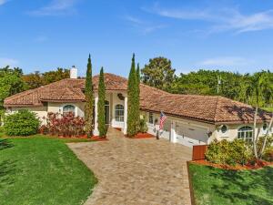 Plantation, Florida, 33325, United States, 5 Bedrooms Bedrooms, ,4 BathroomsBathrooms,Residential,For Sale,2005457