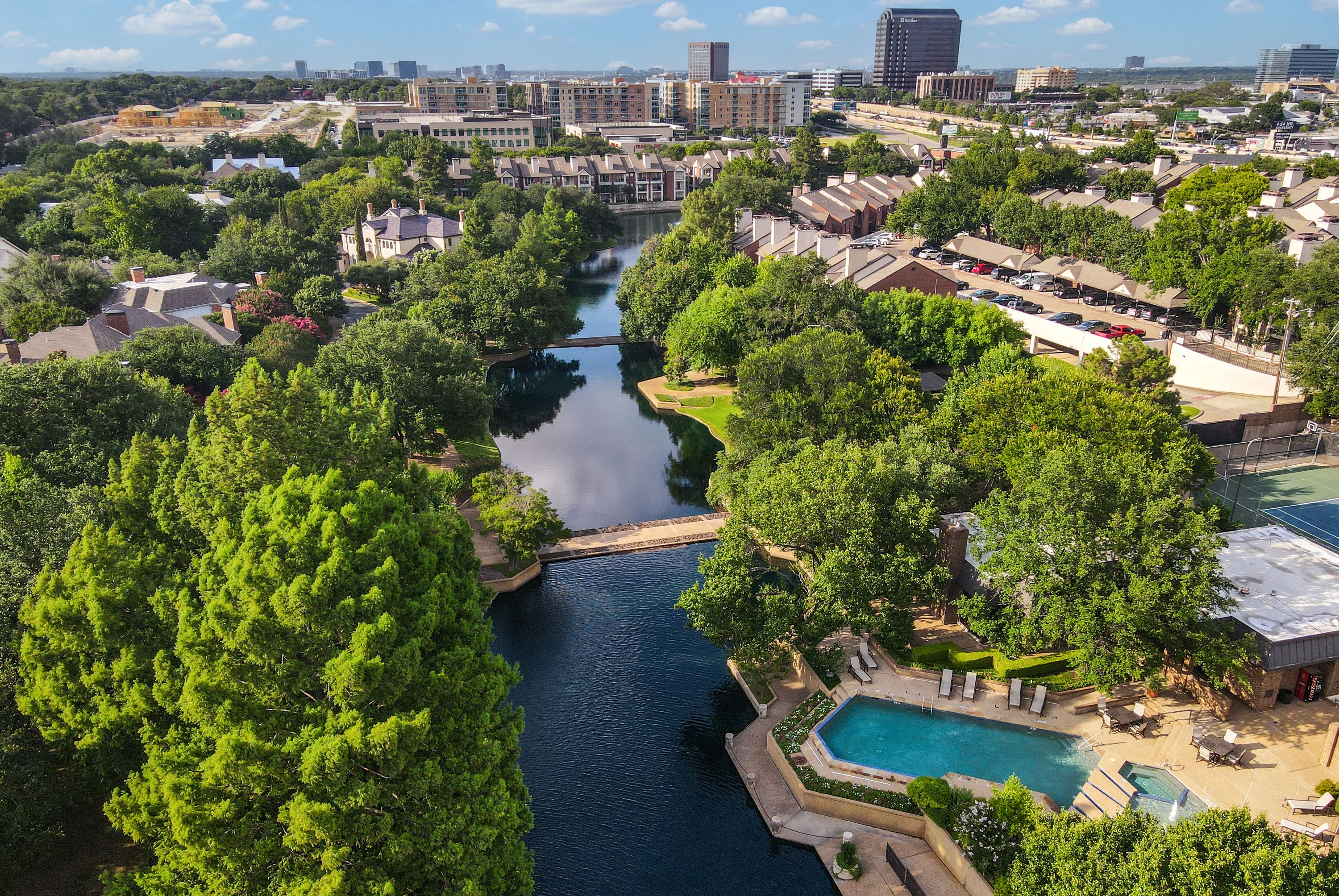  Lock-and-Leave Lifestyle in Glen Lakes - 物件實景