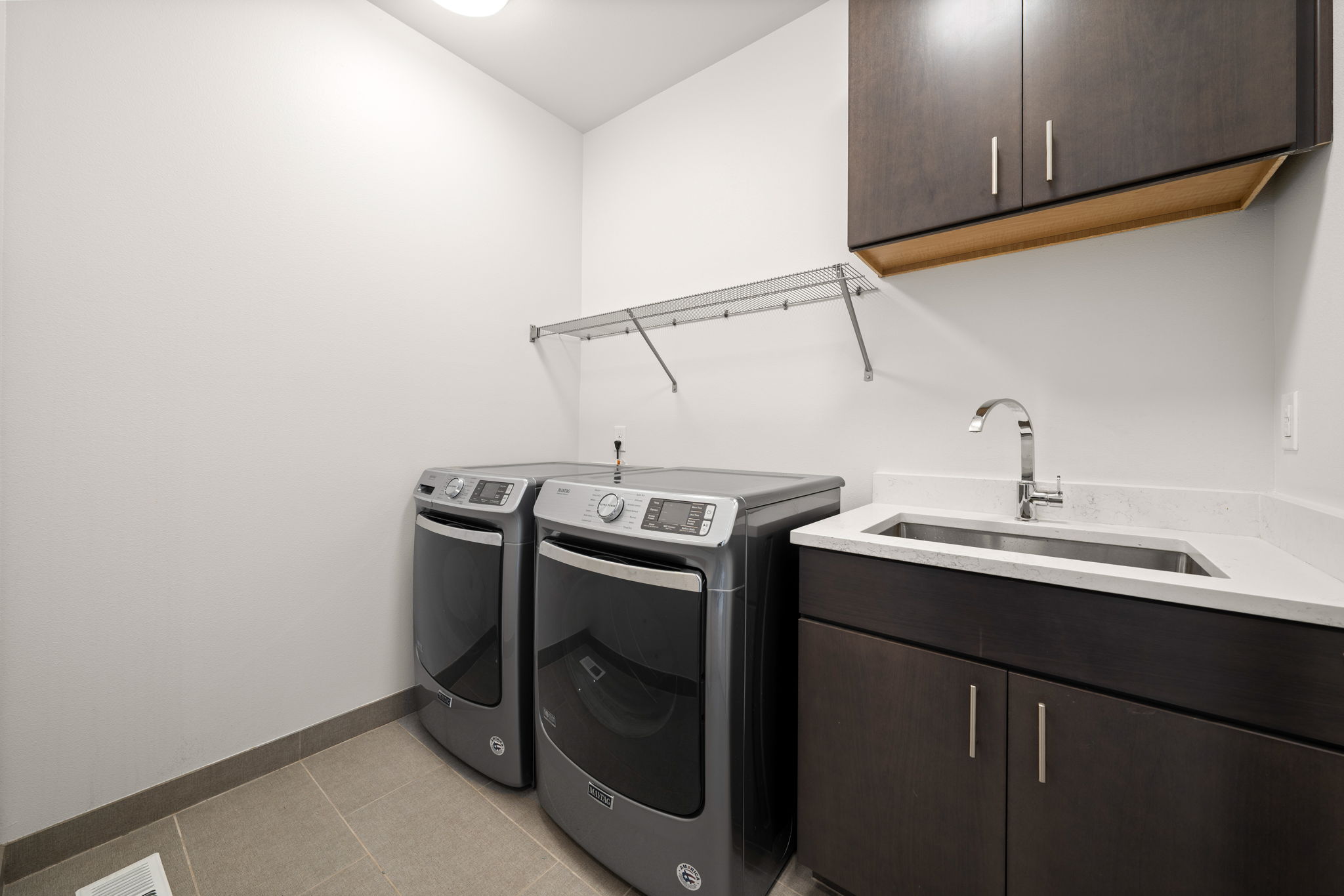  Exceptional Contemporary Luxury  Coveted Lake Burien - 物件實景