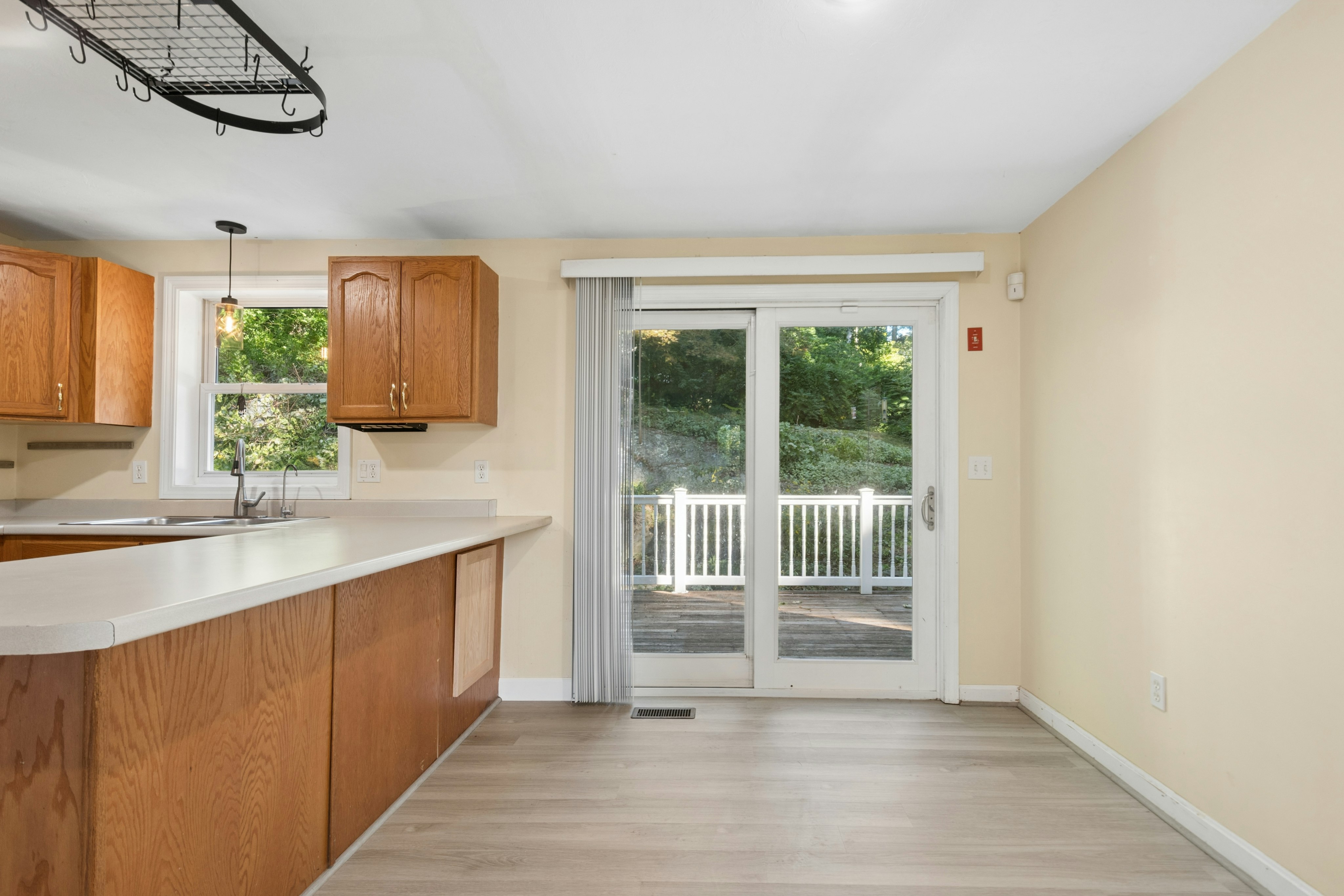  13 Calvin Street, Ayer, MA 01432 - 物件實景
