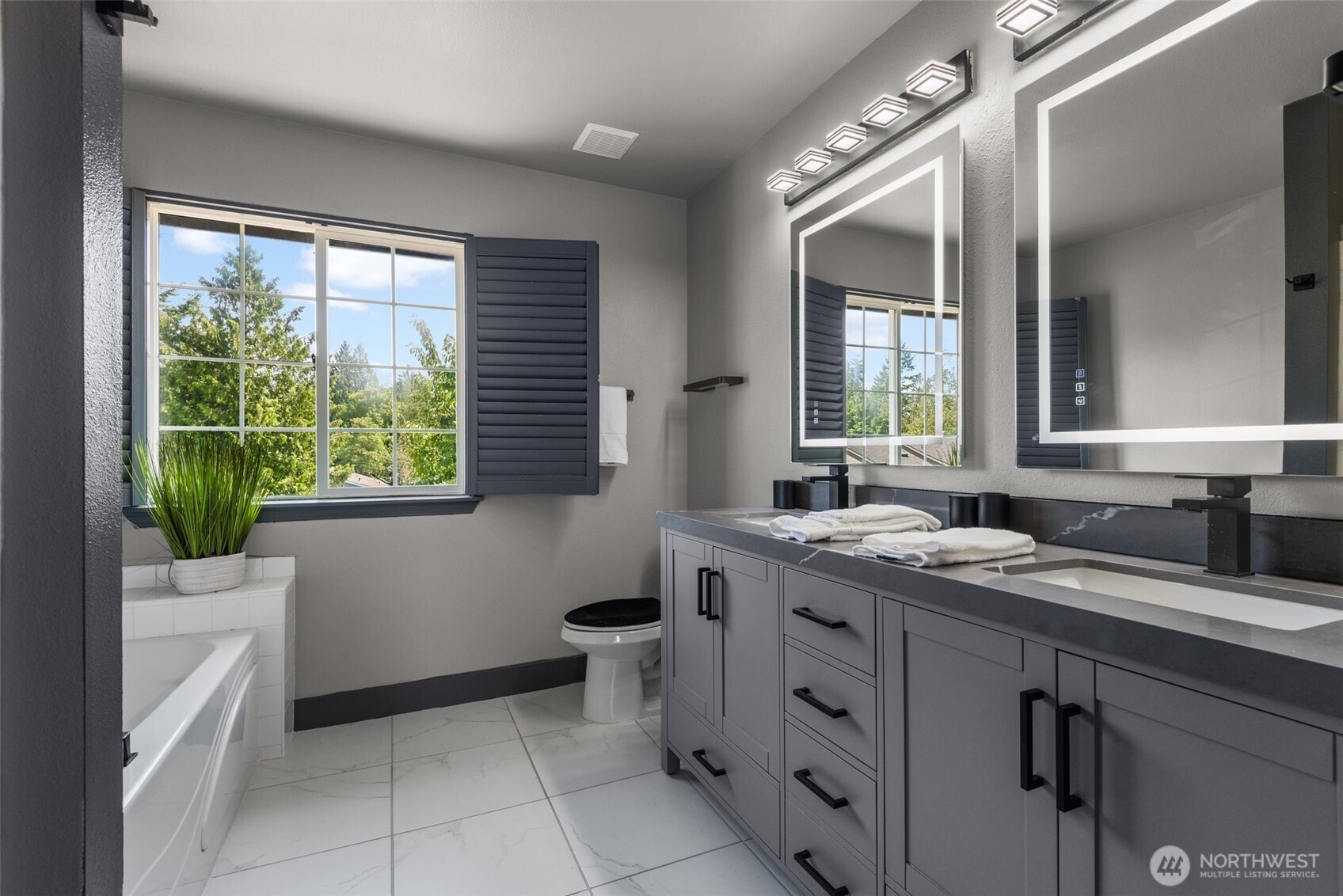 Gig Harbor, Washington, 98335, United States, 3 Bedrooms Bedrooms, ,2 BathroomsBathrooms,Residential,For Sale,1827326