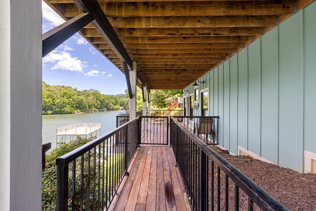 Hayesville, North Carolina, 28904, United States, 3 Bedrooms Bedrooms, ,4 BathroomsBathrooms,Residential,For Sale,1831924