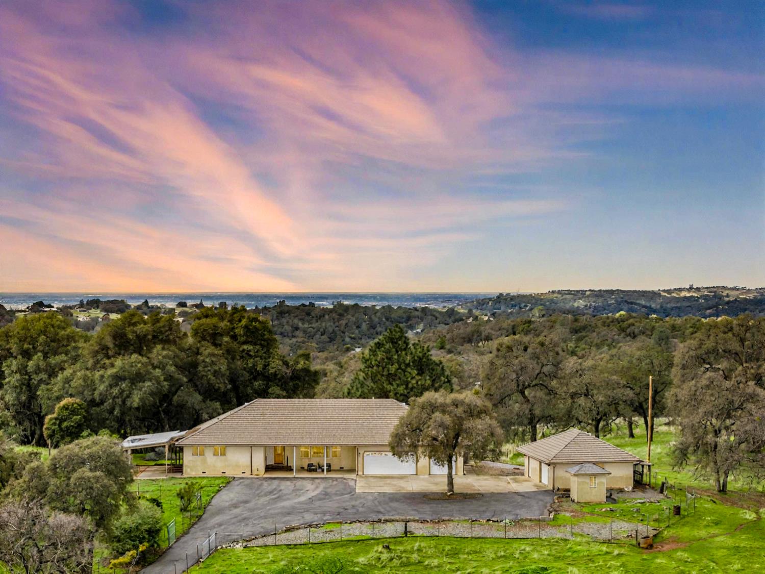 Shingle Springs, California, 95682, United States, 3 Bedrooms Bedrooms, ,3 BathroomsBathrooms,Residential,For Sale,1997420