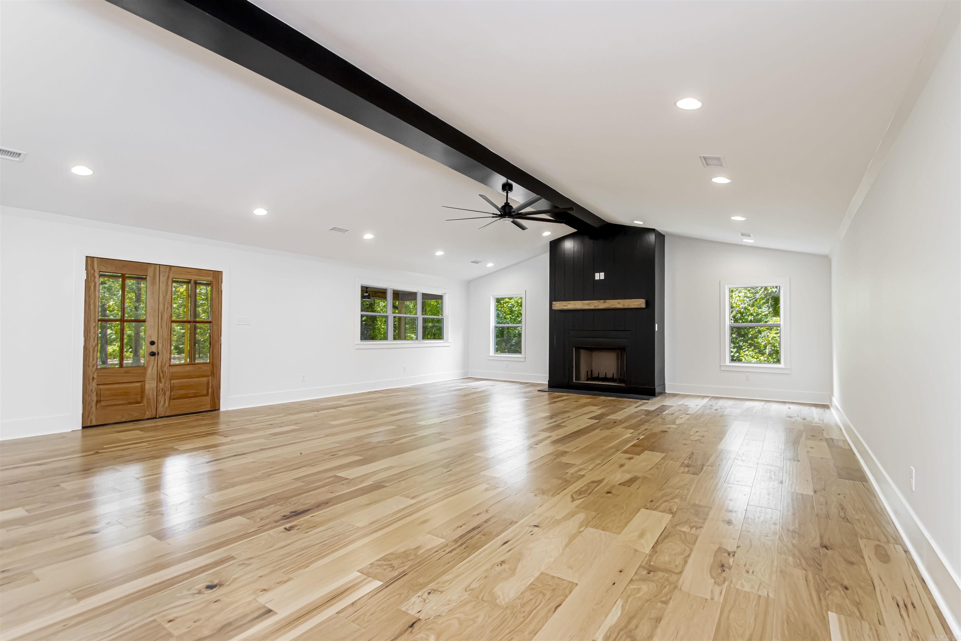 Benton, Arkansas, 72019, United States, 4 Bedrooms Bedrooms, ,4 BathroomsBathrooms,Residential,For Sale,1935301
