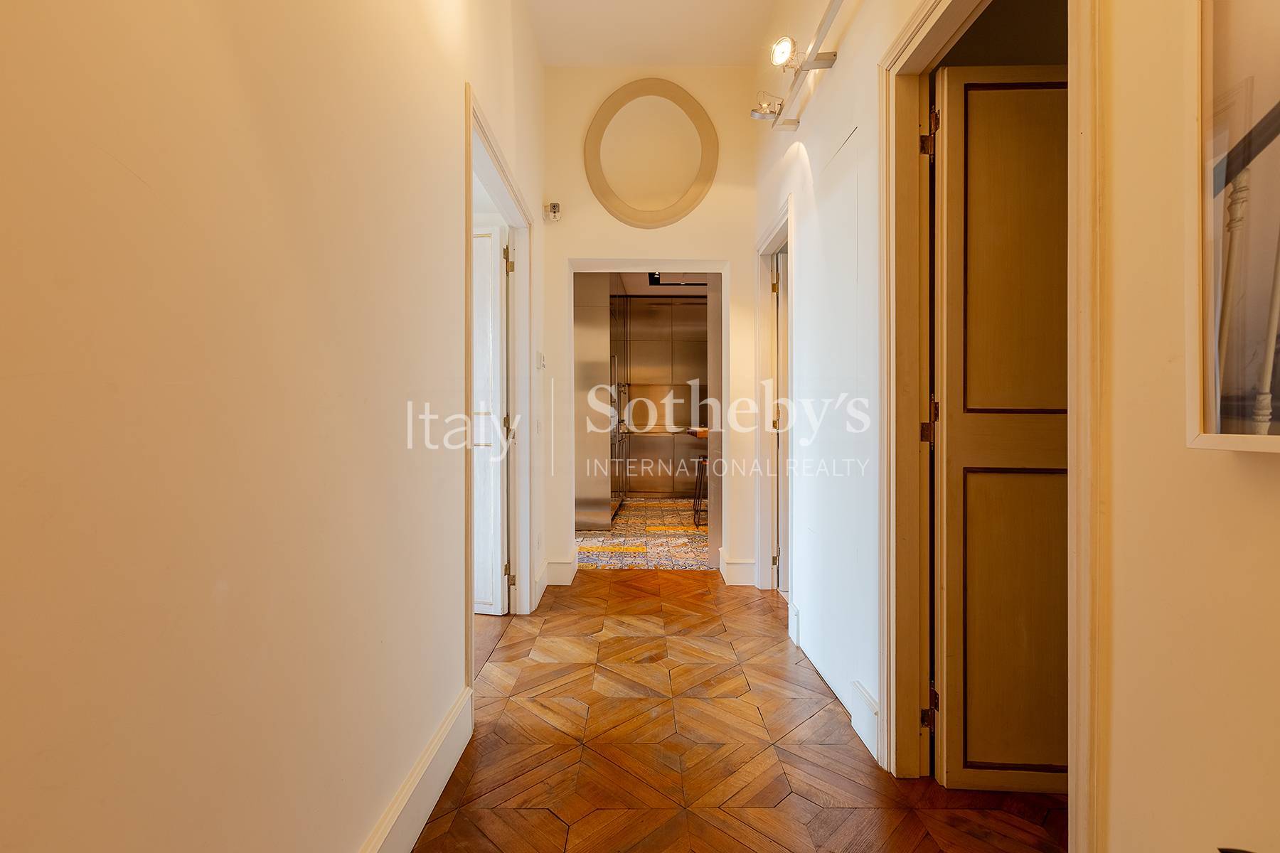  Prestigious Apartment with Terrace in Campo de’ Fiori - 物件實景