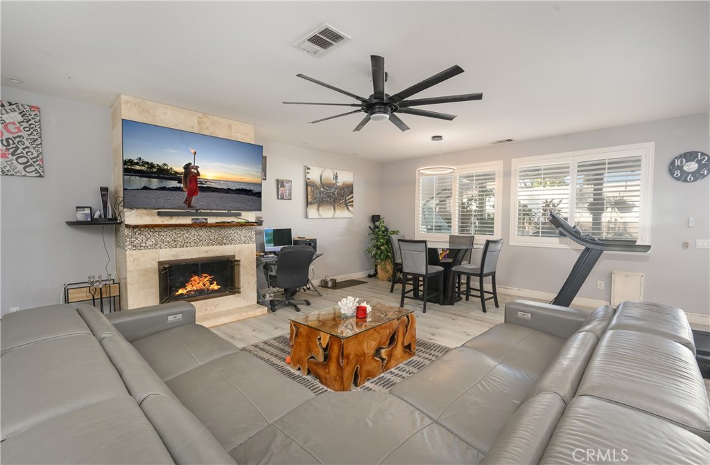 Wildomar, California, 92595, United States, 5 Bedrooms Bedrooms, ,4 BathroomsBathrooms,Residential,For Sale,2016892