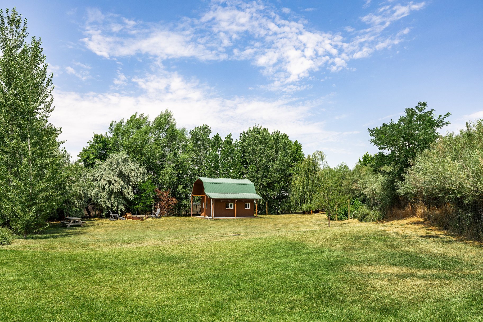  Luxury Custom Rambler on .86 Acre Park Like Setting and Extensive Mountain Views - 物件實景