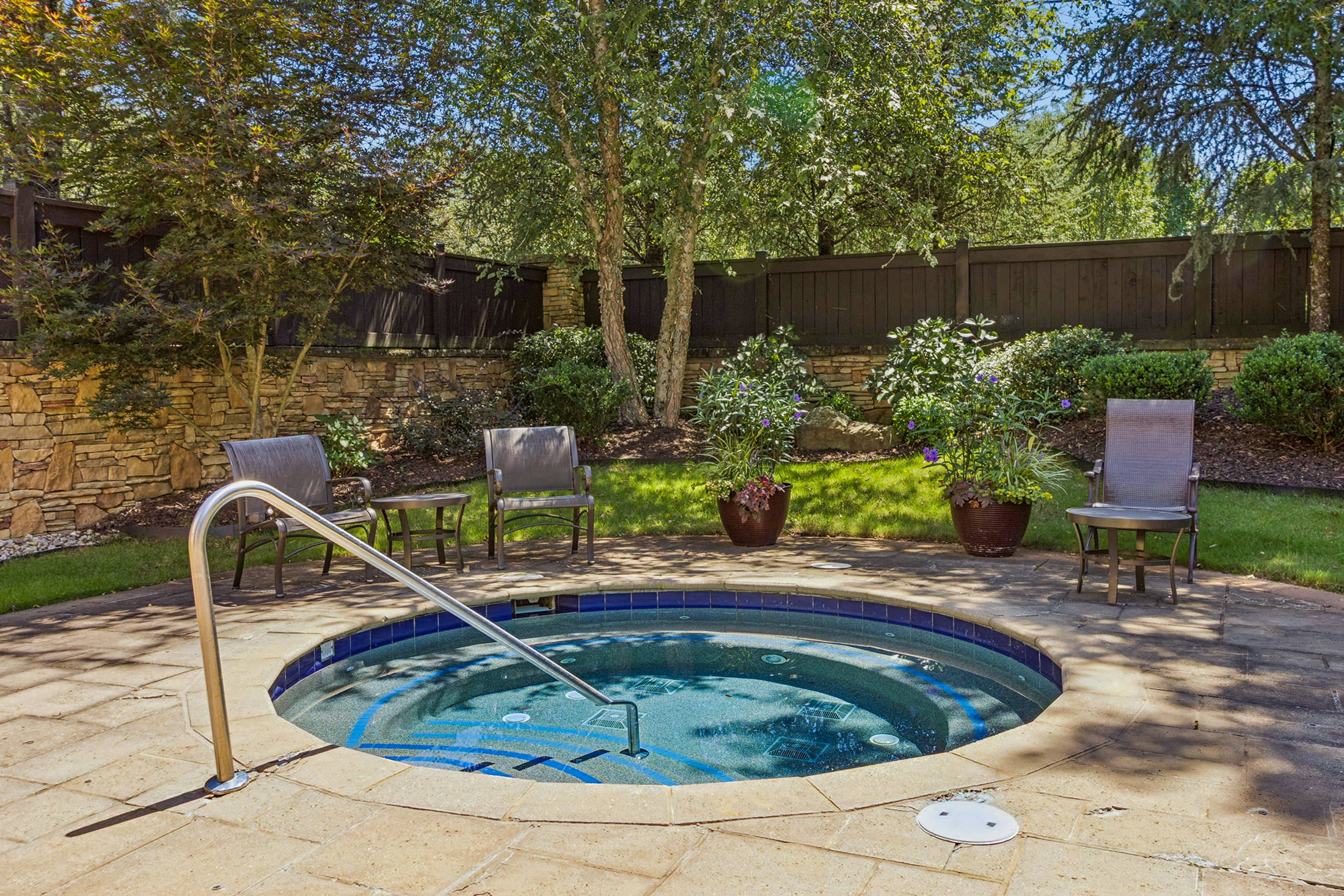  Come Together in this Beautifully Maintained Home in Wellstone - 物件實景