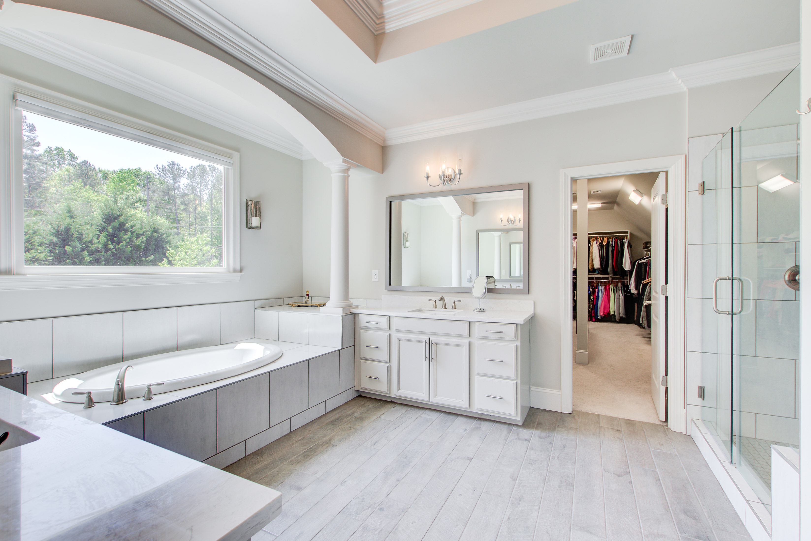  Impeccably Maintained Brick Home with No HOA and an Oversized Lot - 物件實景