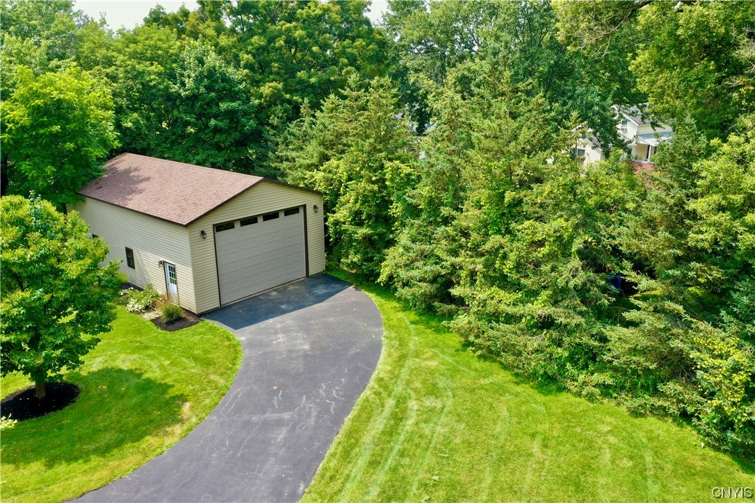 4804 Gahwiler Road, Auburn, New York, 13021, United States, 5 Bedrooms Bedrooms, ,6 BathroomsBathrooms,Residential,For Sale,4804 Gahwiler Road,1327722