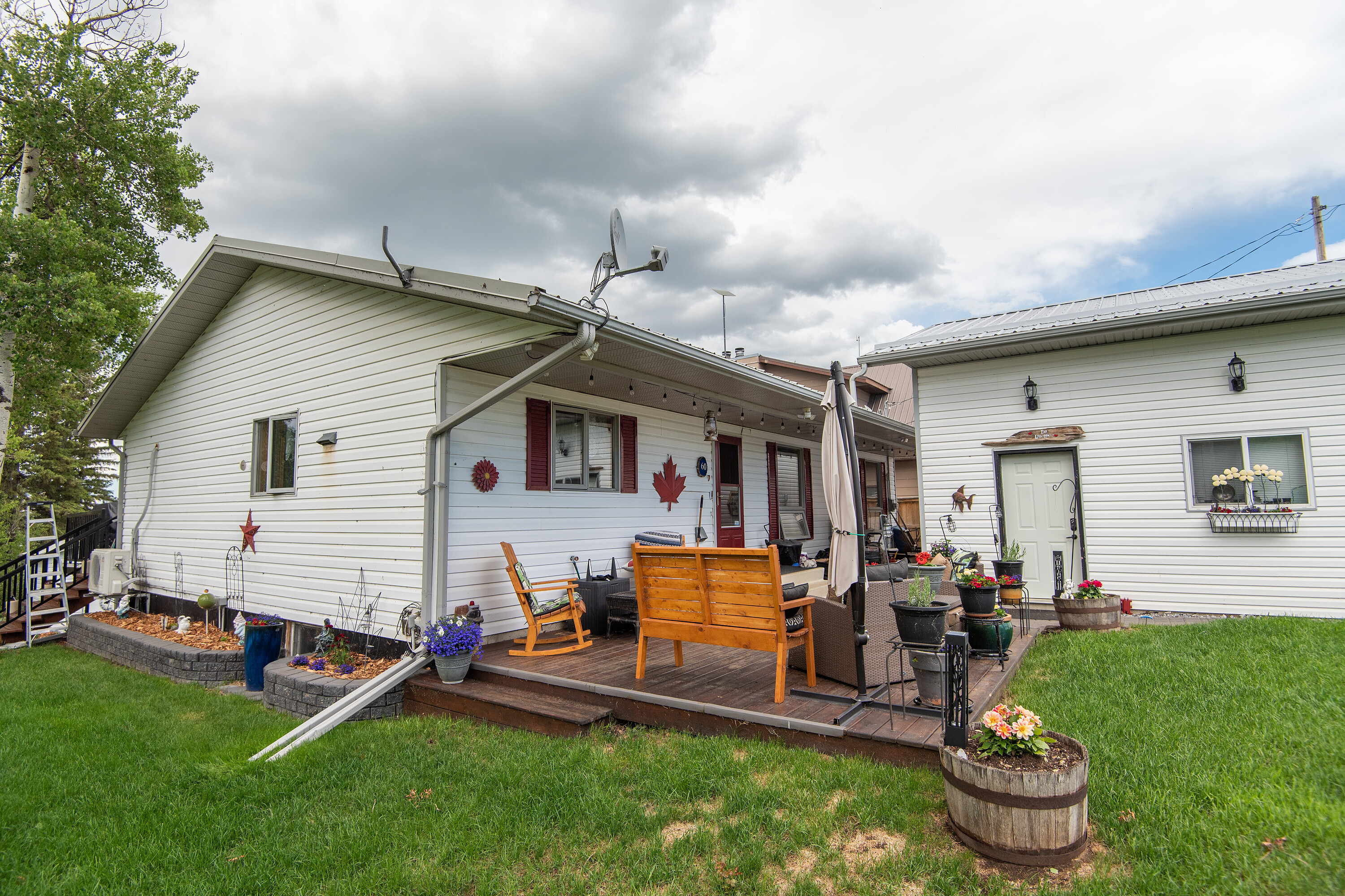  Rural Lacombe County, North - 物件實景