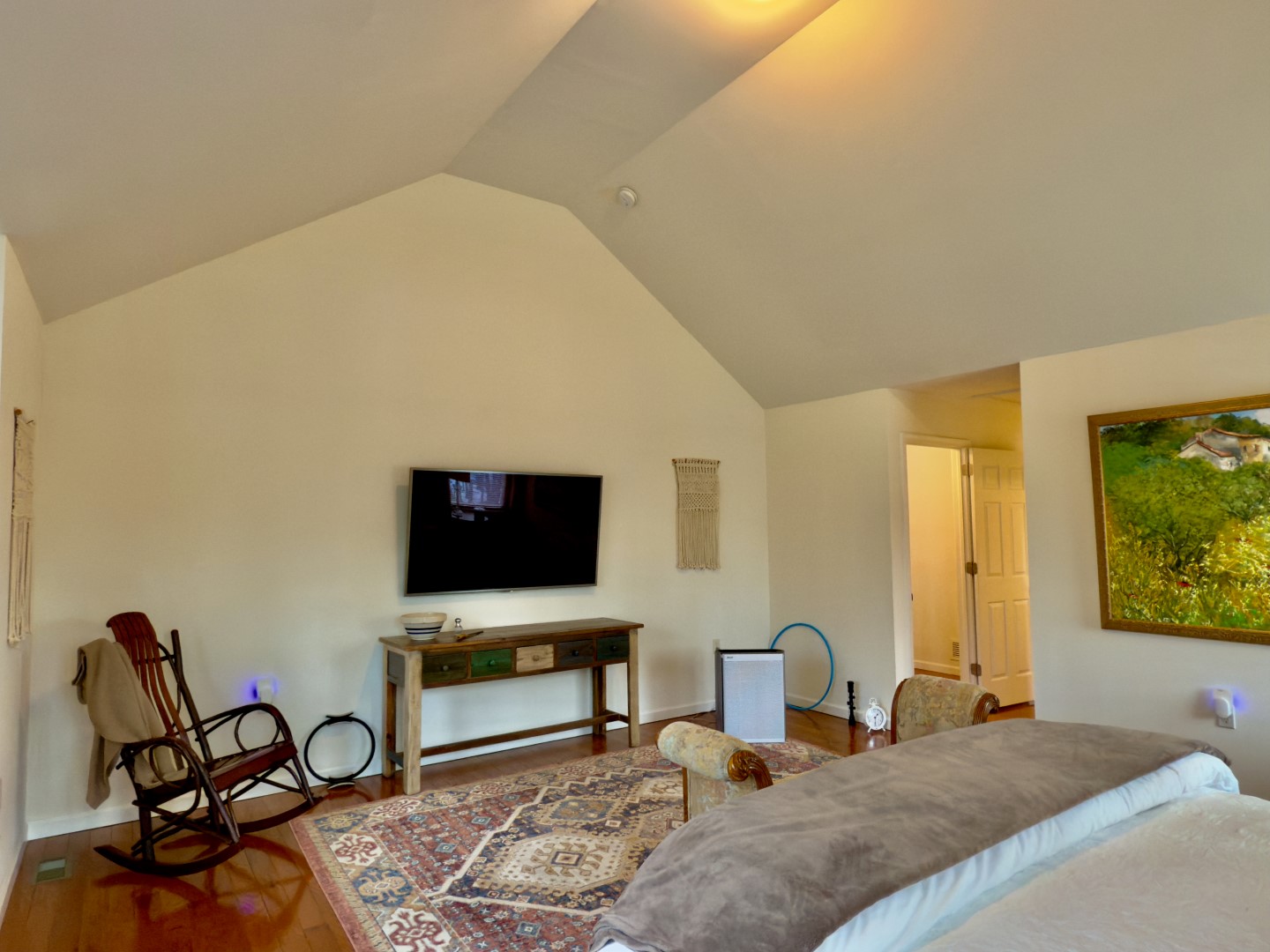 Hawley, Pennsylvania, 18428, United States, 3 Bedrooms Bedrooms, ,2 BathroomsBathrooms,Residential,For Sale,1995739