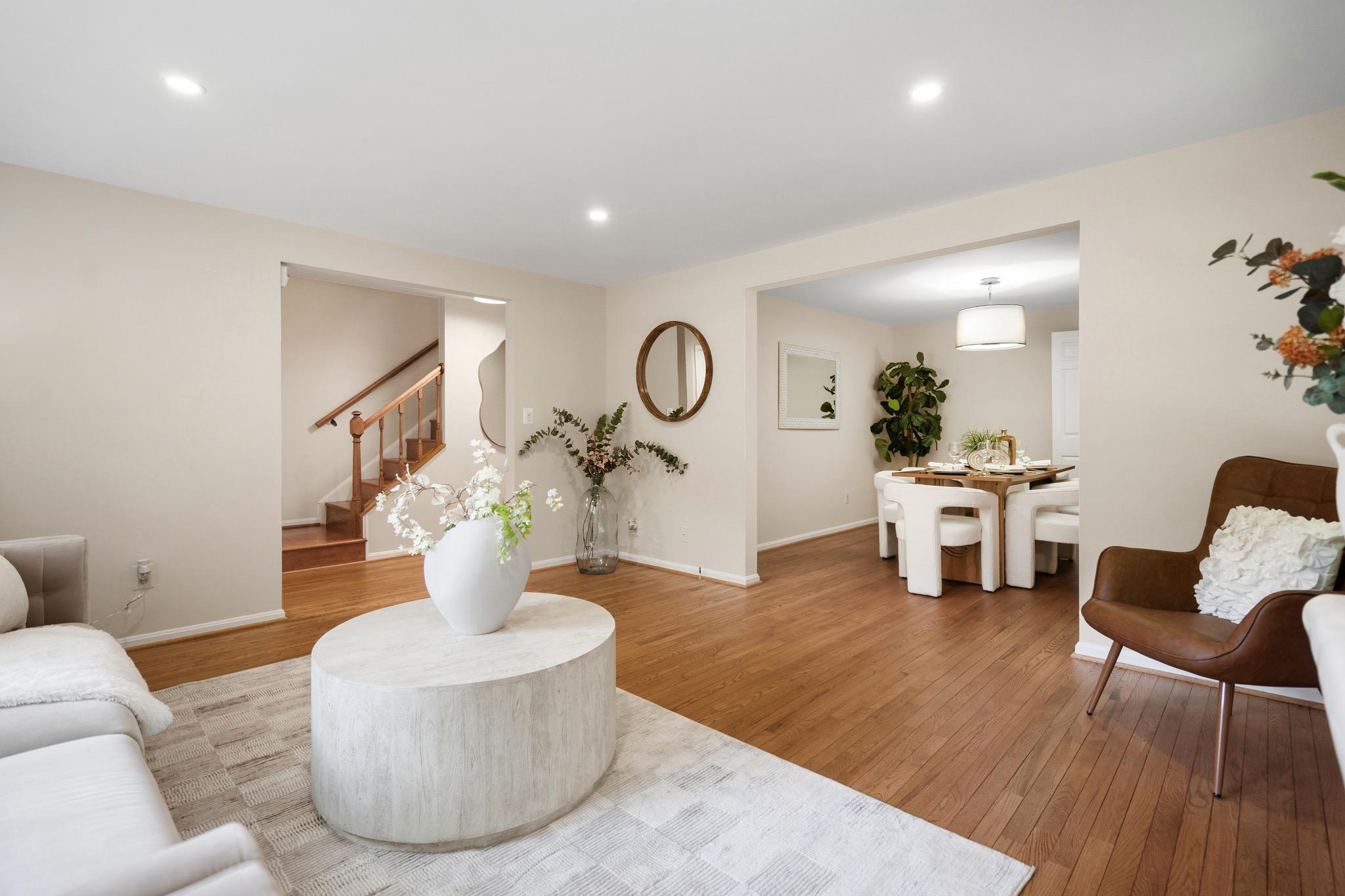  8943 Park Forest Drive, Springfield, VA, 22152 - 物件實景