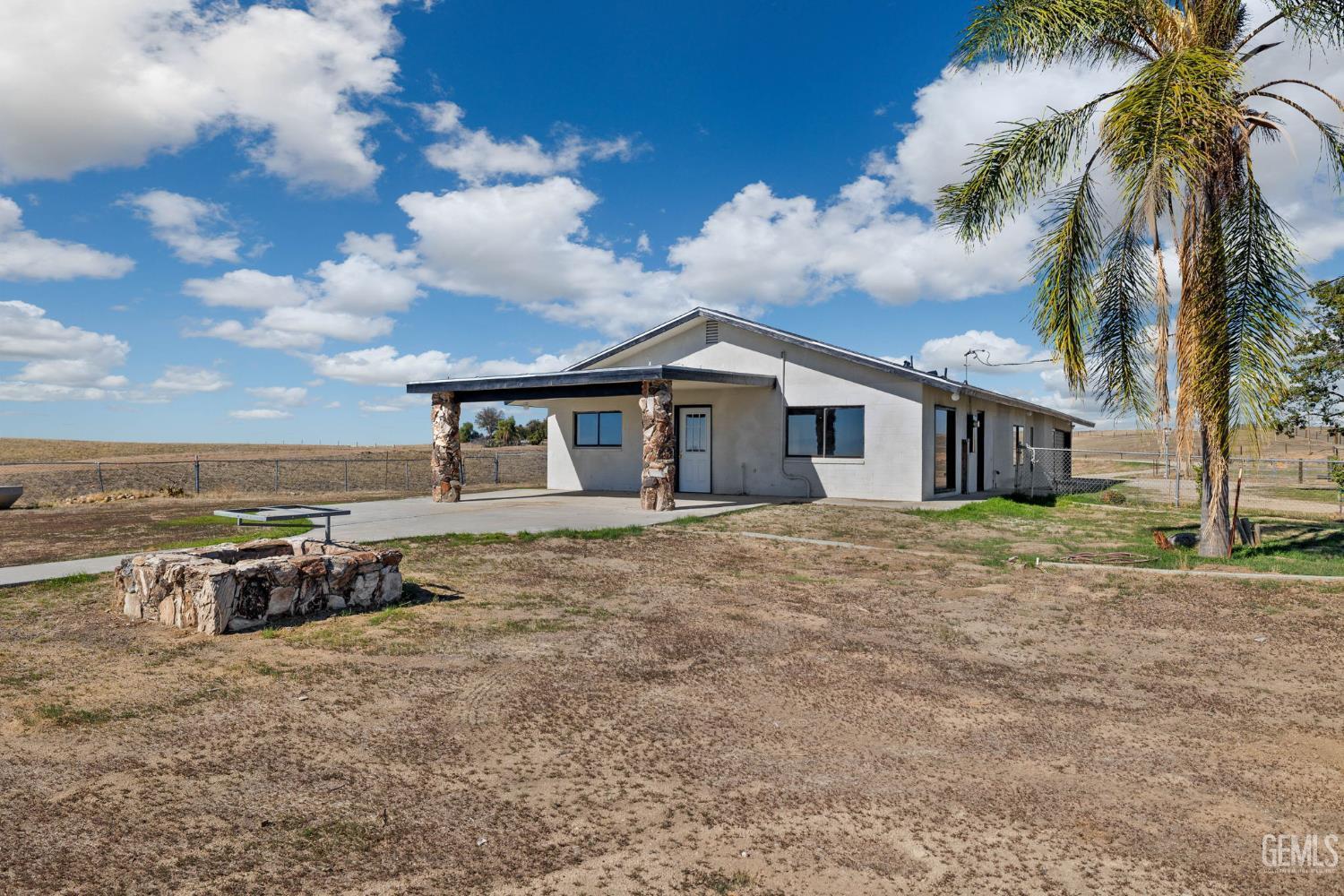 Mc Farland, California, 93250, United States, 3 Bedrooms Bedrooms, ,2 BathroomsBathrooms,Residential,For Sale,1994754