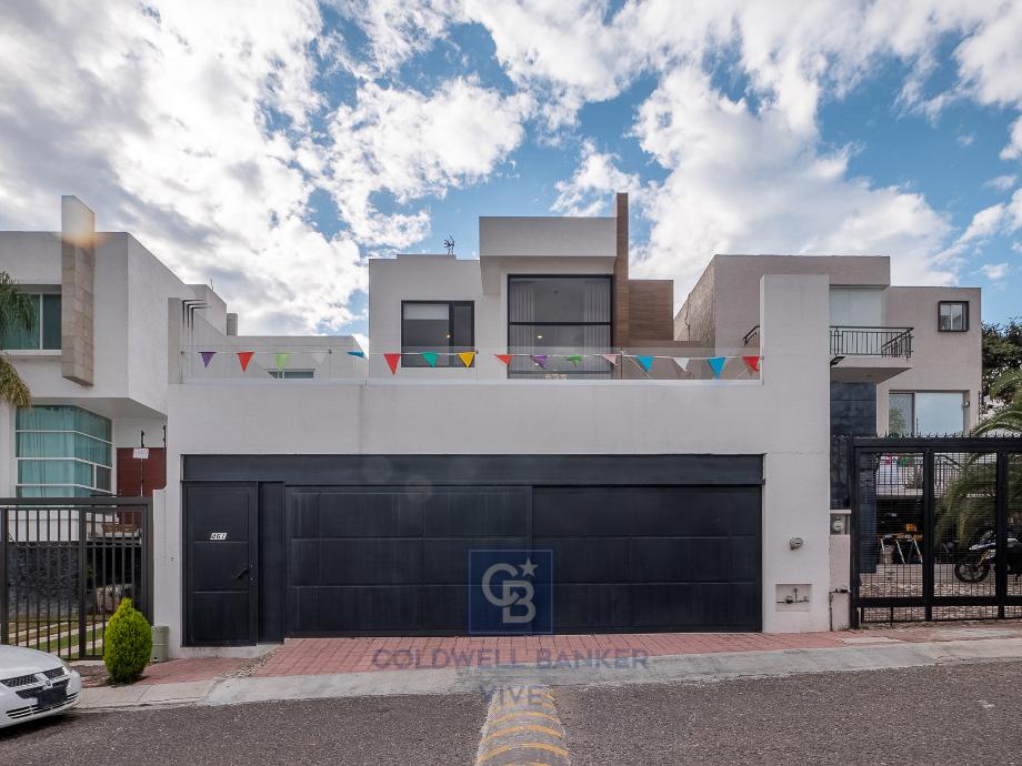 Querétaro, Querétaro, 76220, Mexico, 3 Bedrooms Bedrooms, ,3 BathroomsBathrooms,Residential,For Sale,1994389