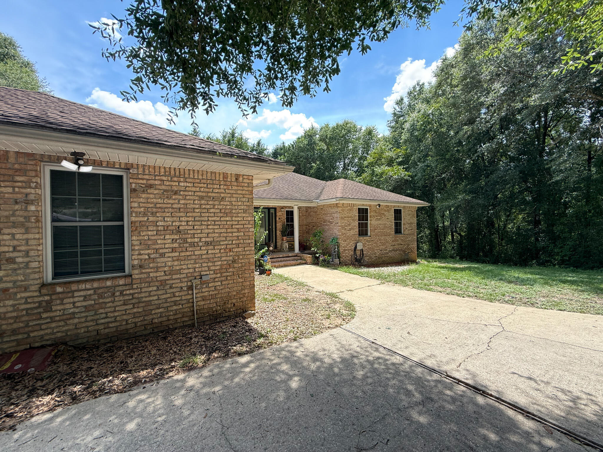 Crestview, Florida, 32539, United States, 4 Bedrooms Bedrooms, ,4 BathroomsBathrooms,Residential,For Sale,1907625