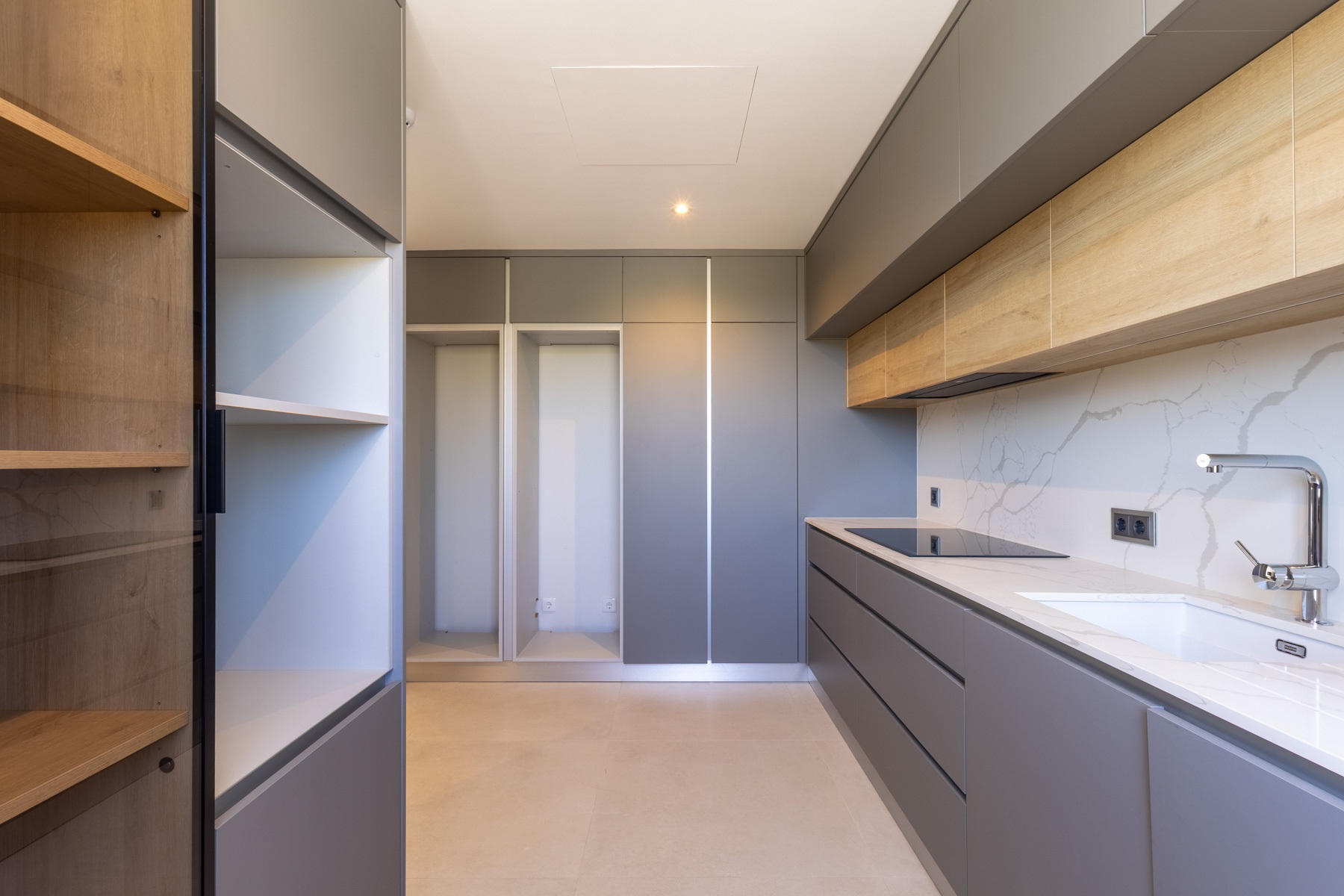  Semi-detached house, 2 bedrooms, for Sale - 物件實景
