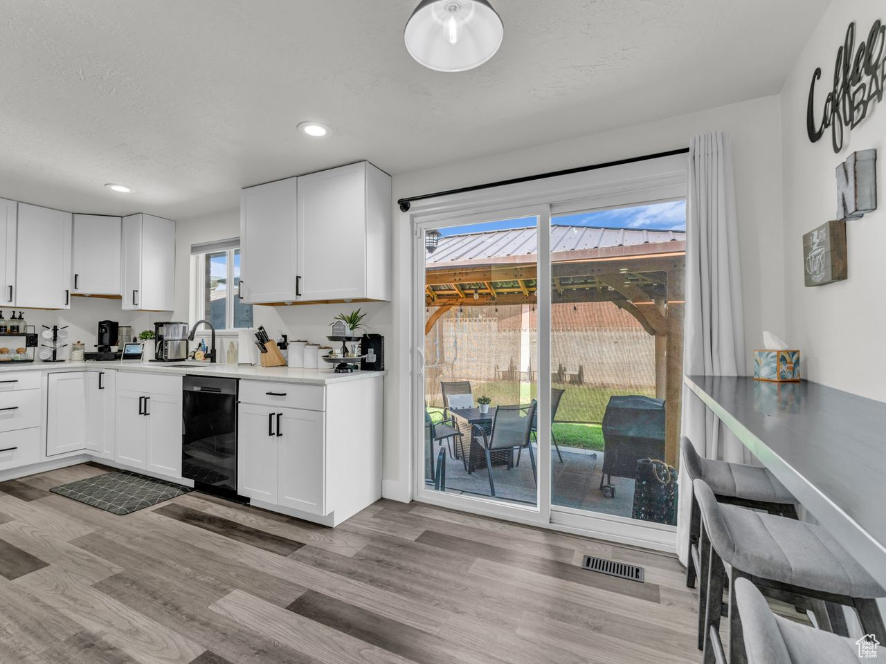 West Valley City, Utah, 84120, United States, 4 Bedrooms Bedrooms, ,2 BathroomsBathrooms,Residential,For Sale,1875752