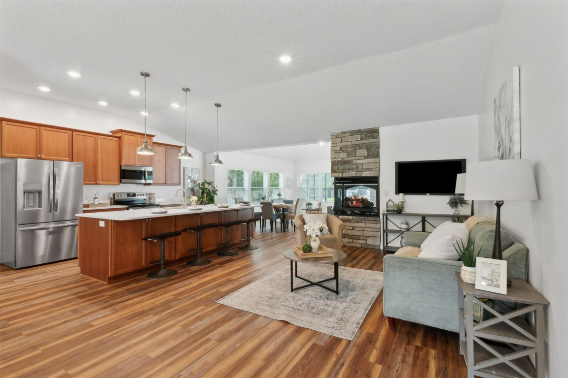 Fernandina Beach, Florida, 32034, United States, 3 Bedrooms Bedrooms, ,2 BathroomsBathrooms,Residential,For Sale,1916317