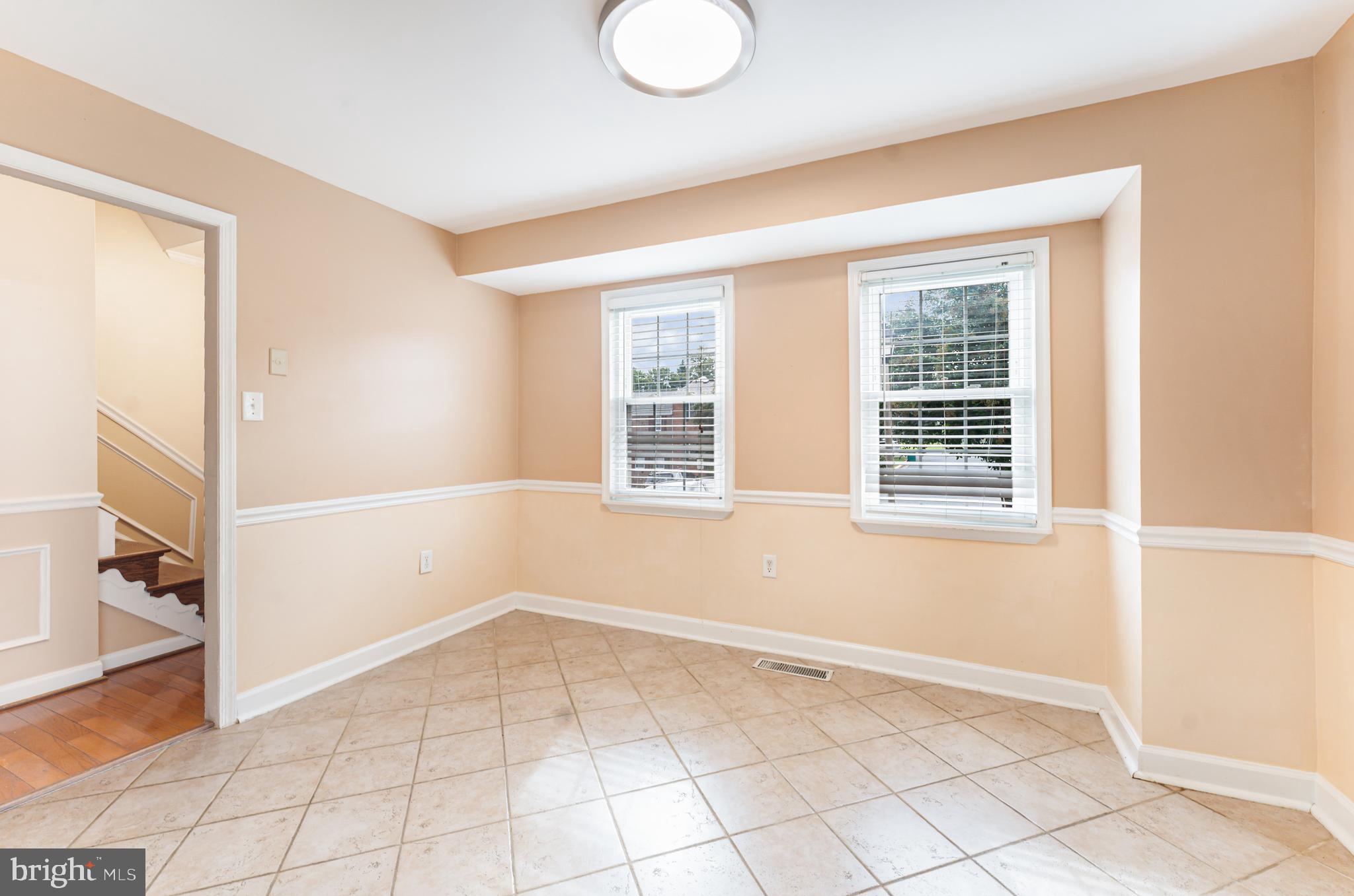 Lorton, Virginia, 22079, United States, 3 Bedrooms Bedrooms, ,4 BathroomsBathrooms,Residential,For Sale,1992469