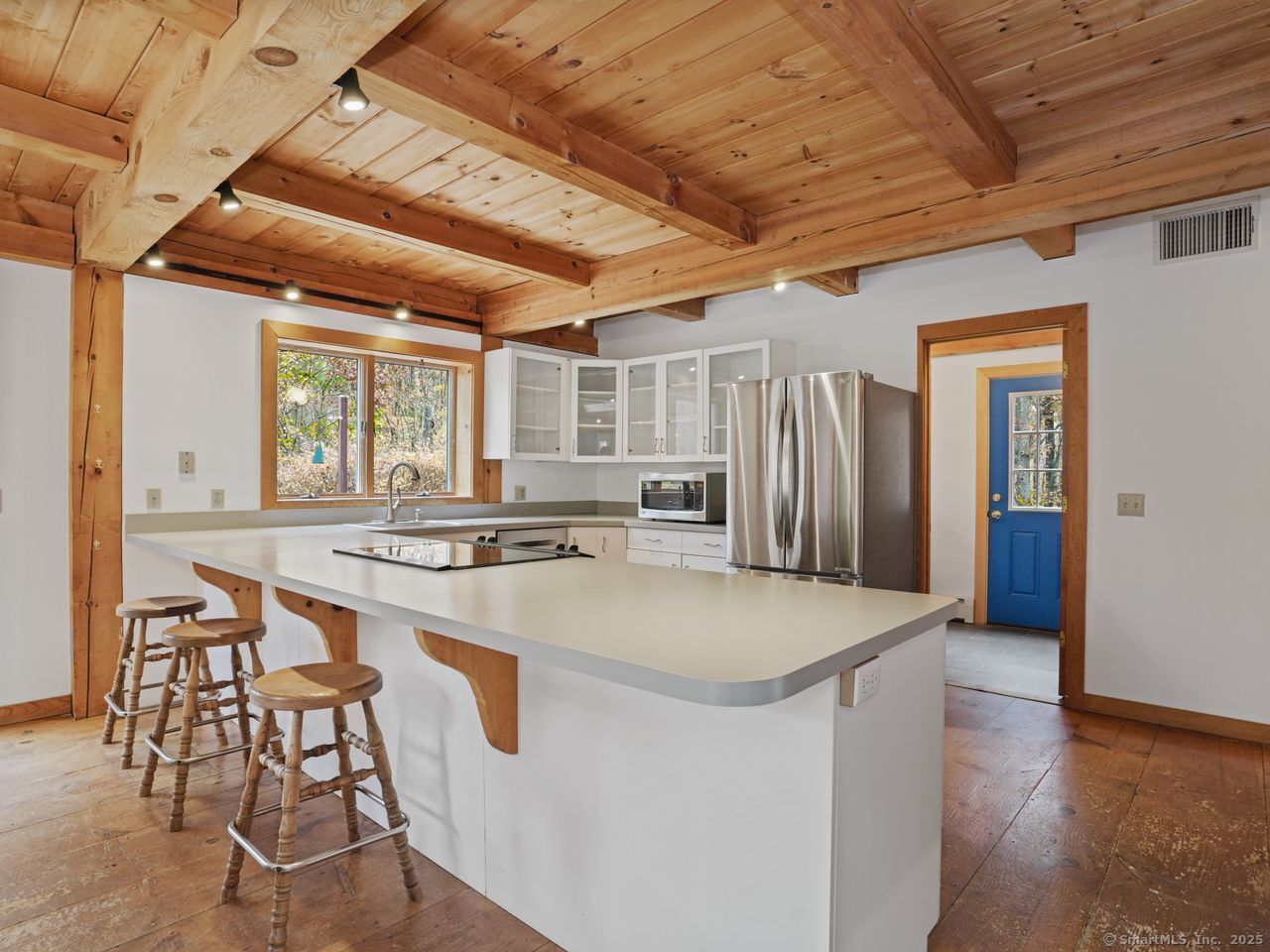 Weston, Connecticut, 06883, United States, 3 Bedrooms Bedrooms, ,3 BathroomsBathrooms,Residential,For Sale,1989360