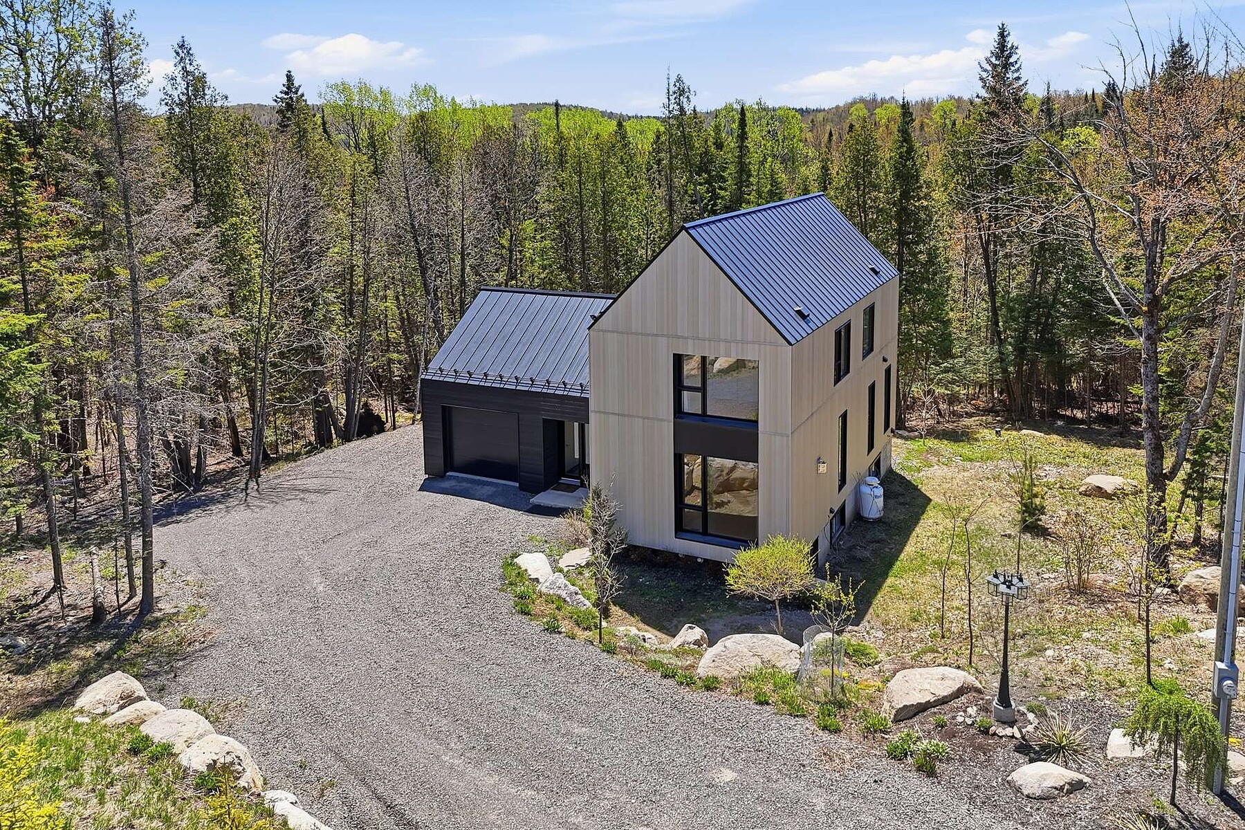  Sainte-Marguerite-du-Lac-Masson, Laurentides - 物件實景