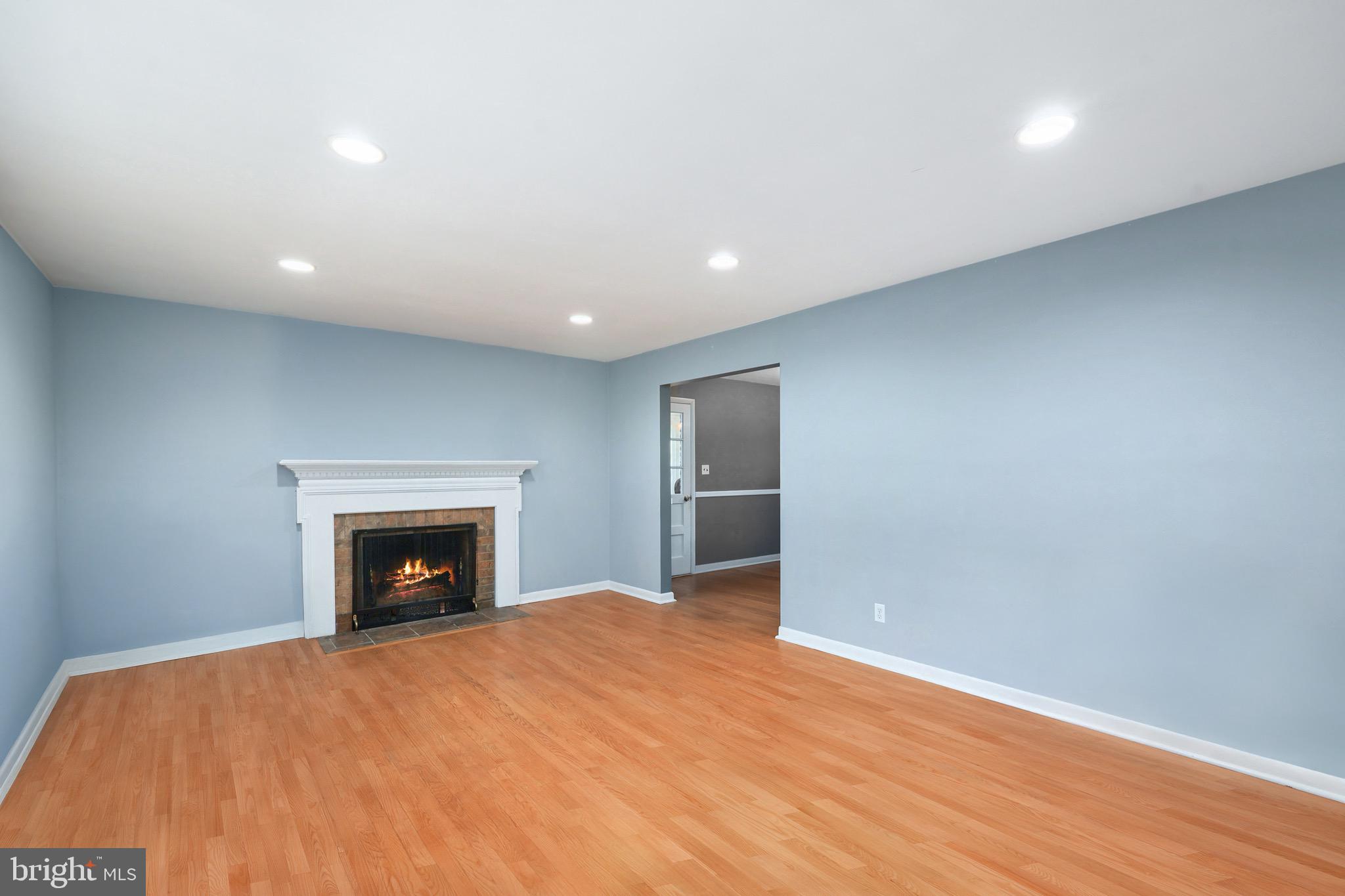 Annandale, Virginia, 22003, United States, 5 Bedrooms Bedrooms, ,3 BathroomsBathrooms,Residential,For Sale,1937773