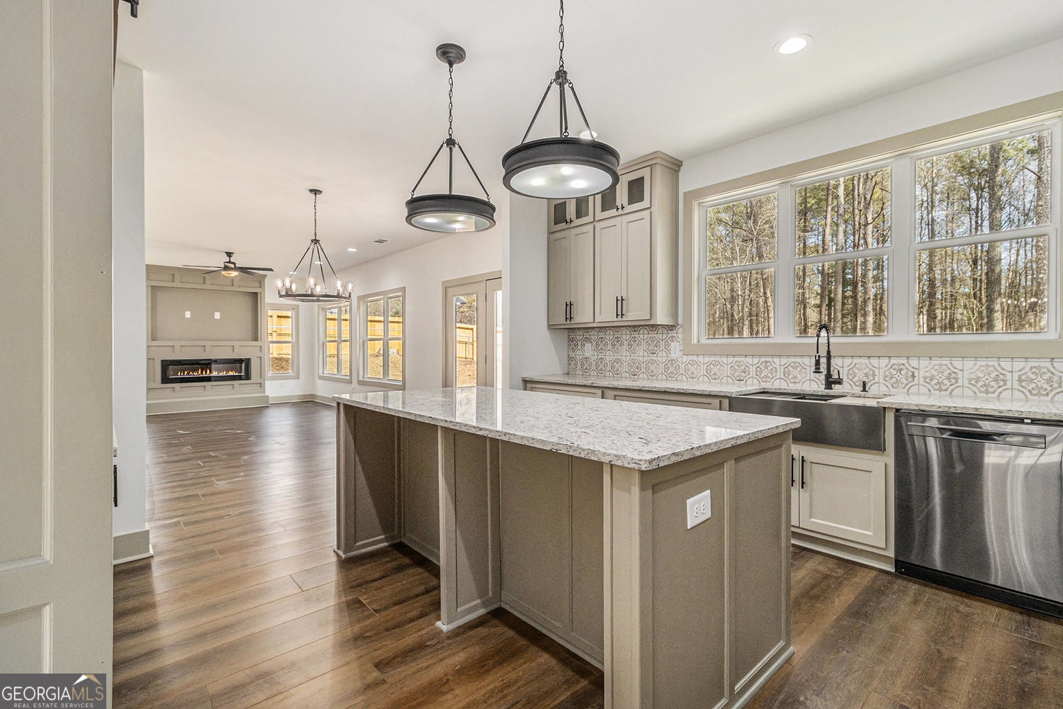 Oxford, Georgia, 30054, United States, 4 Bedrooms Bedrooms, ,3 BathroomsBathrooms,Residential,For Sale,1952005