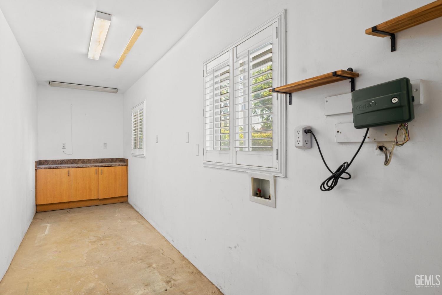 Bakersfield, California, 93301, United States, 3 Bedrooms Bedrooms, ,3 BathroomsBathrooms,Residential,For Sale,1819046