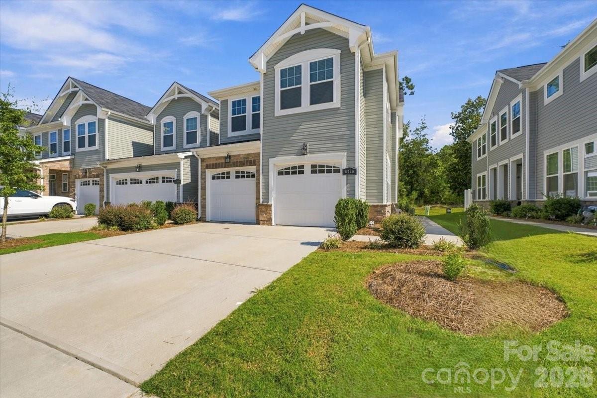 Overmeadow Ln, Charlotte, NC 28269 #1