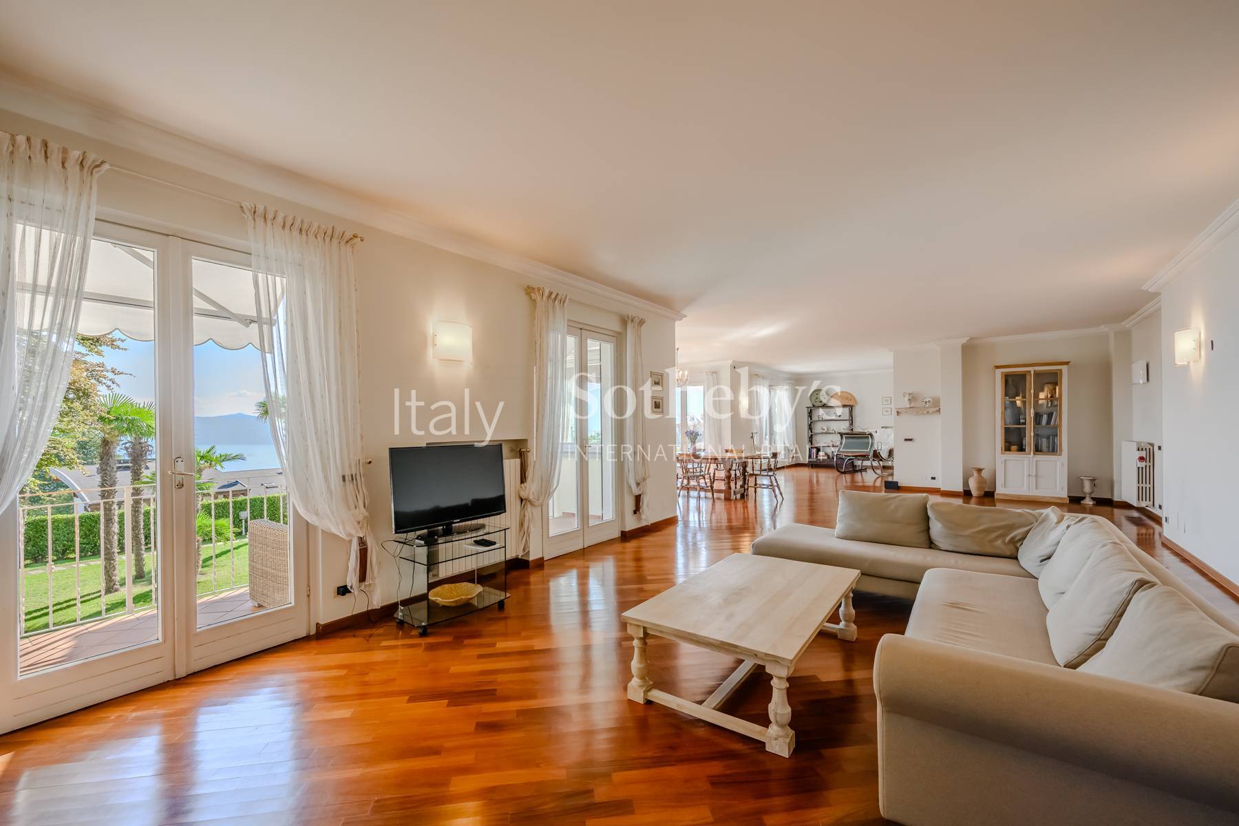  Villa with views of Lake Maggiore, swimming pool and spa area - 物件實景
