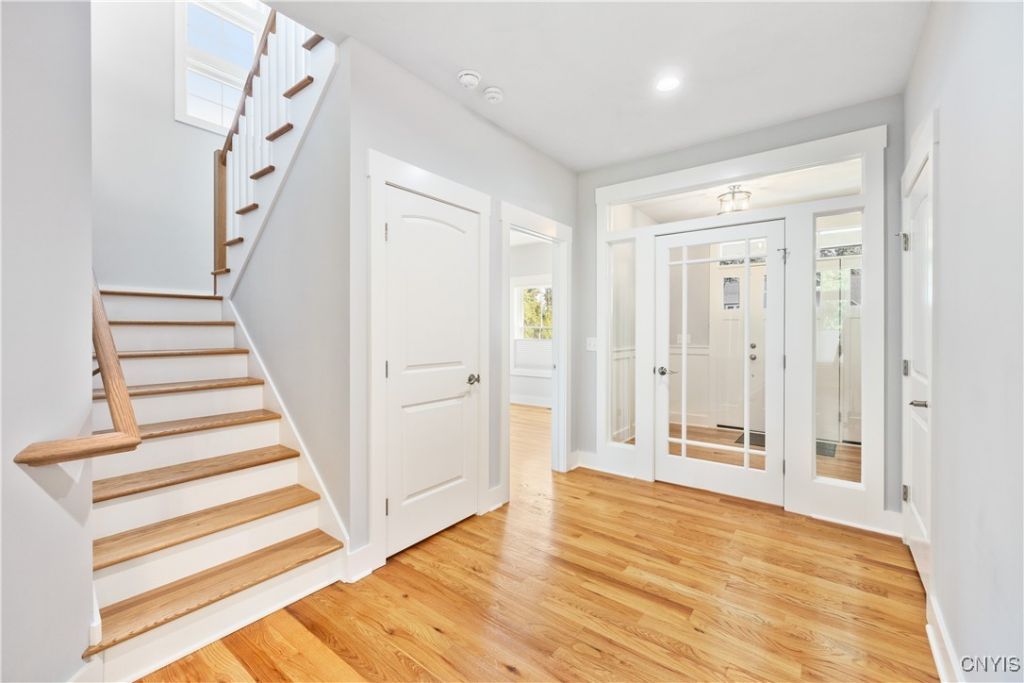 Baldwinsville, New York, 13027, United States, 3 Bedrooms Bedrooms, ,3 BathroomsBathrooms,Residential,For Sale,1933021