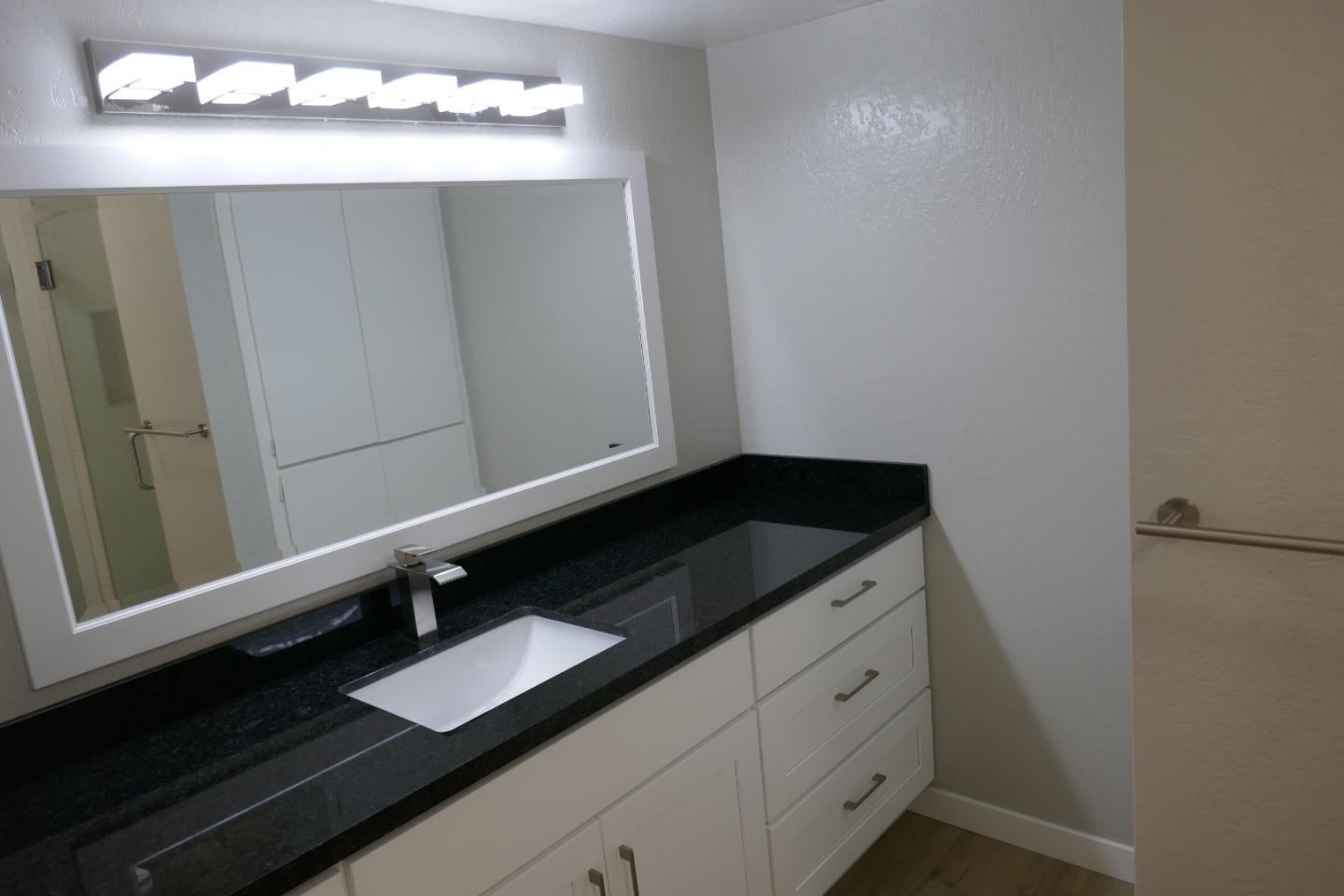 Sunnyvale, California, 94087, United States, 3 Bedrooms Bedrooms, ,2 BathroomsBathrooms,Residential,For Sale,1739915