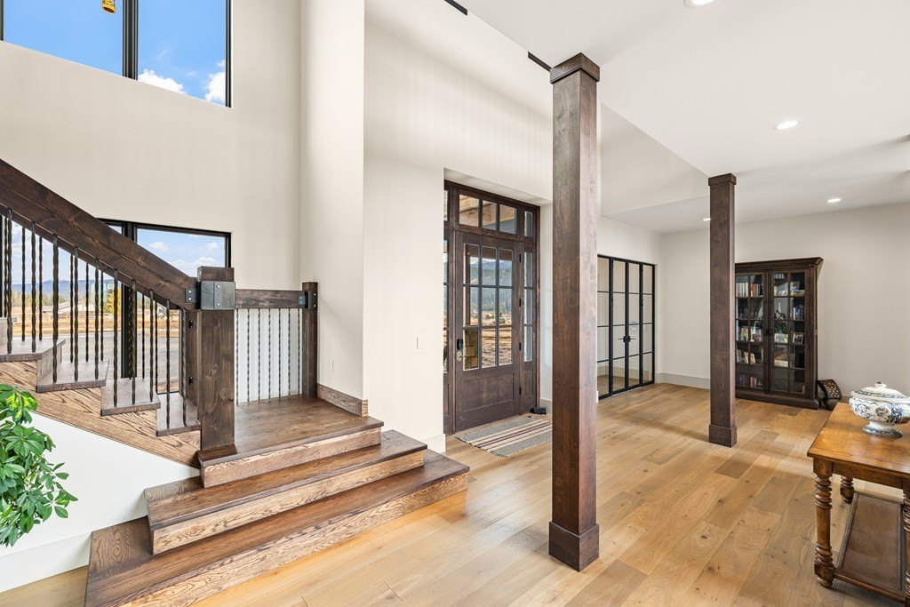 McCall, Idaho, 83638, United States, 5 Bedrooms Bedrooms, ,5 BathroomsBathrooms,Residential,For Sale,1989949