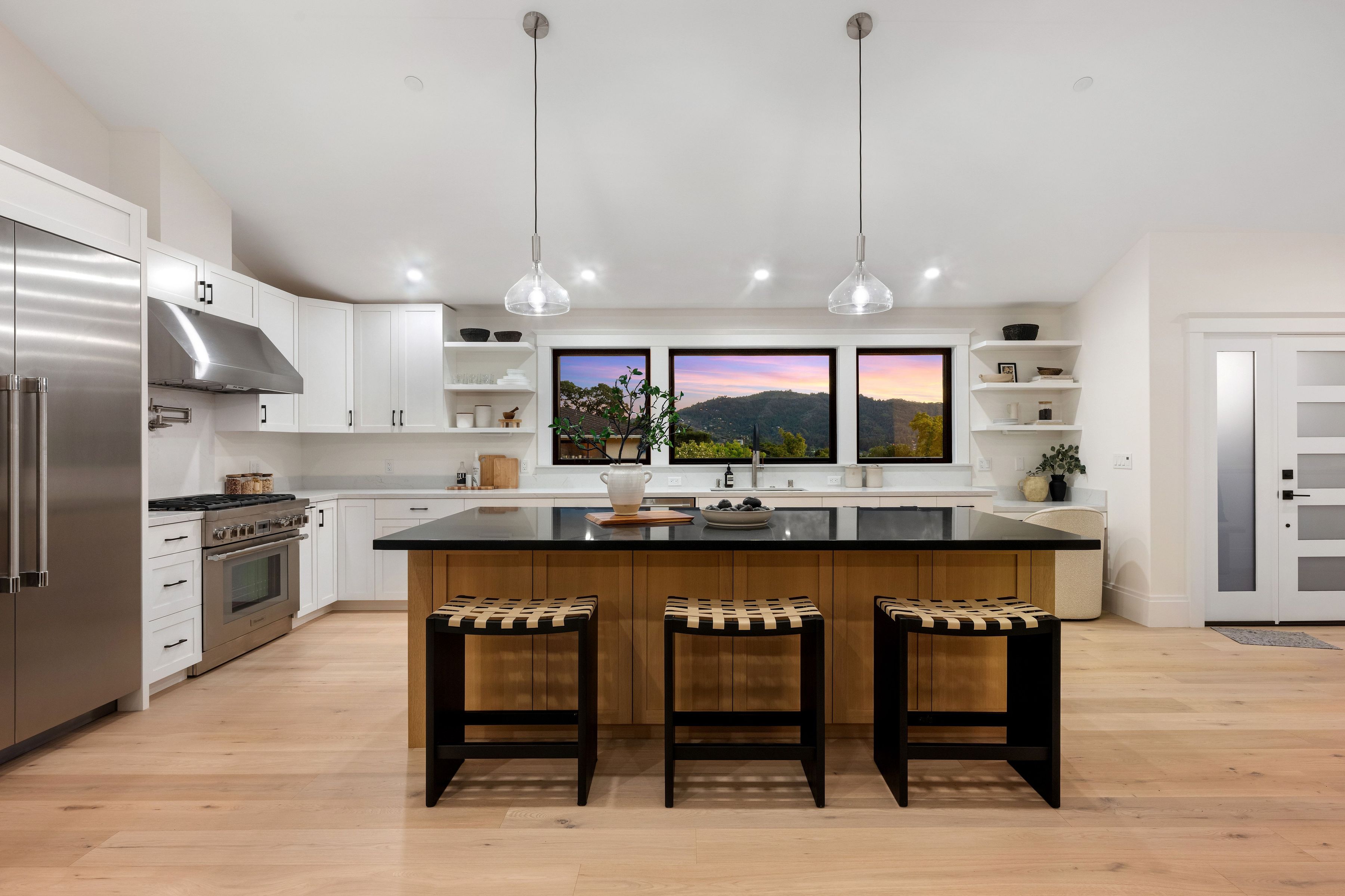  Spectacular Newly Developed Home - 物件實景